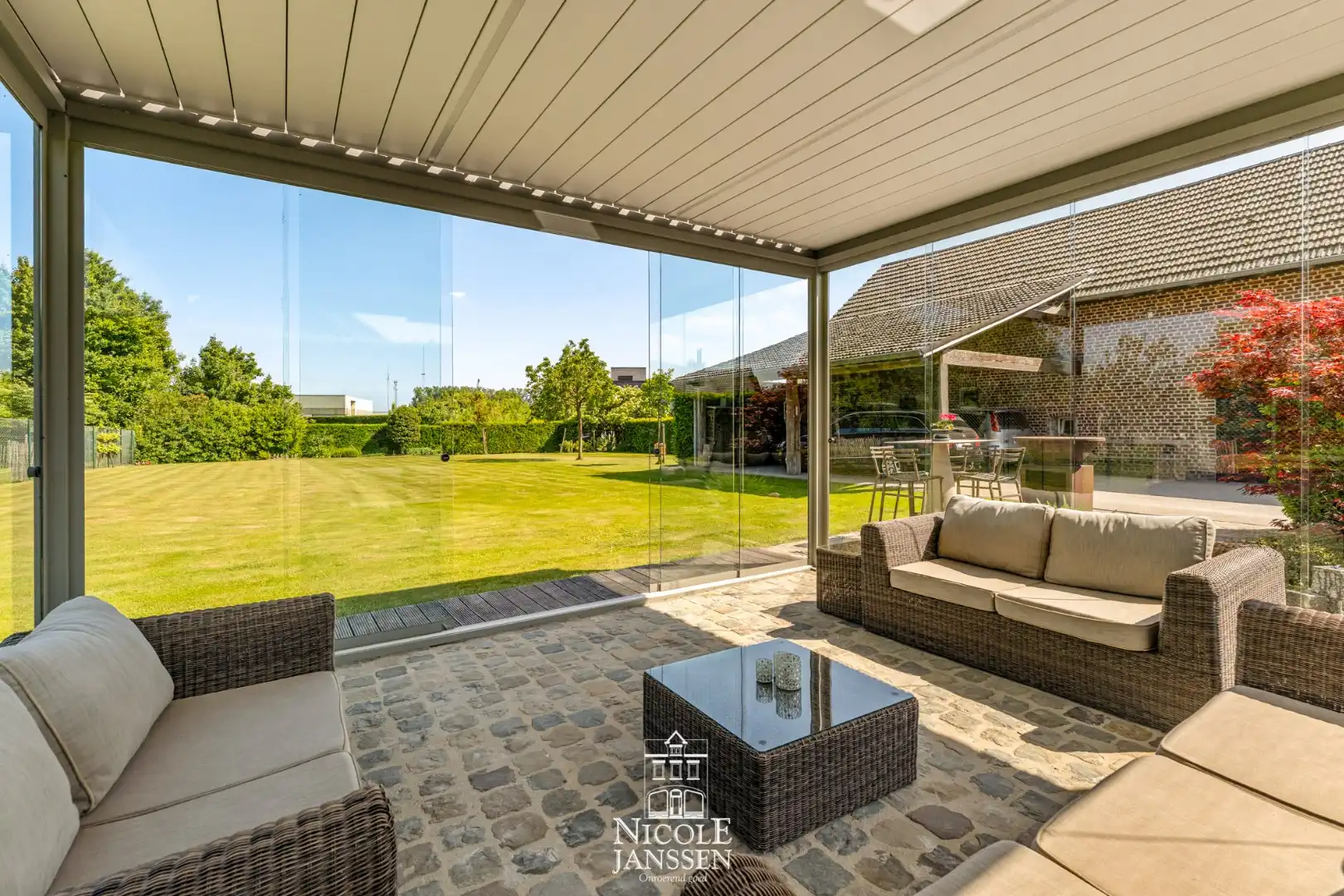 Gerenoveerde vierkantshoeve foto 22