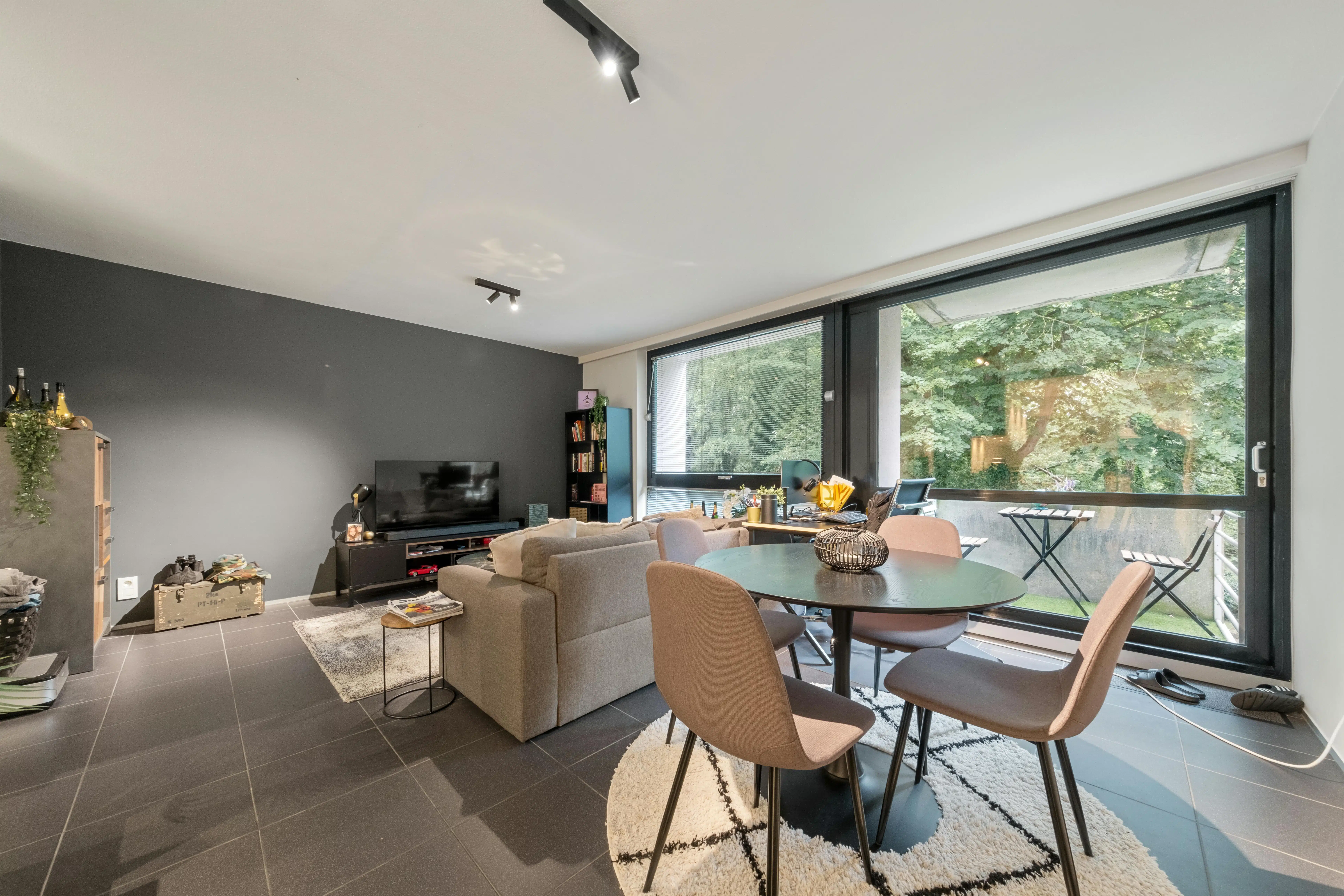 Instapklaar éénslaapkamerappartemen te koop foto 2