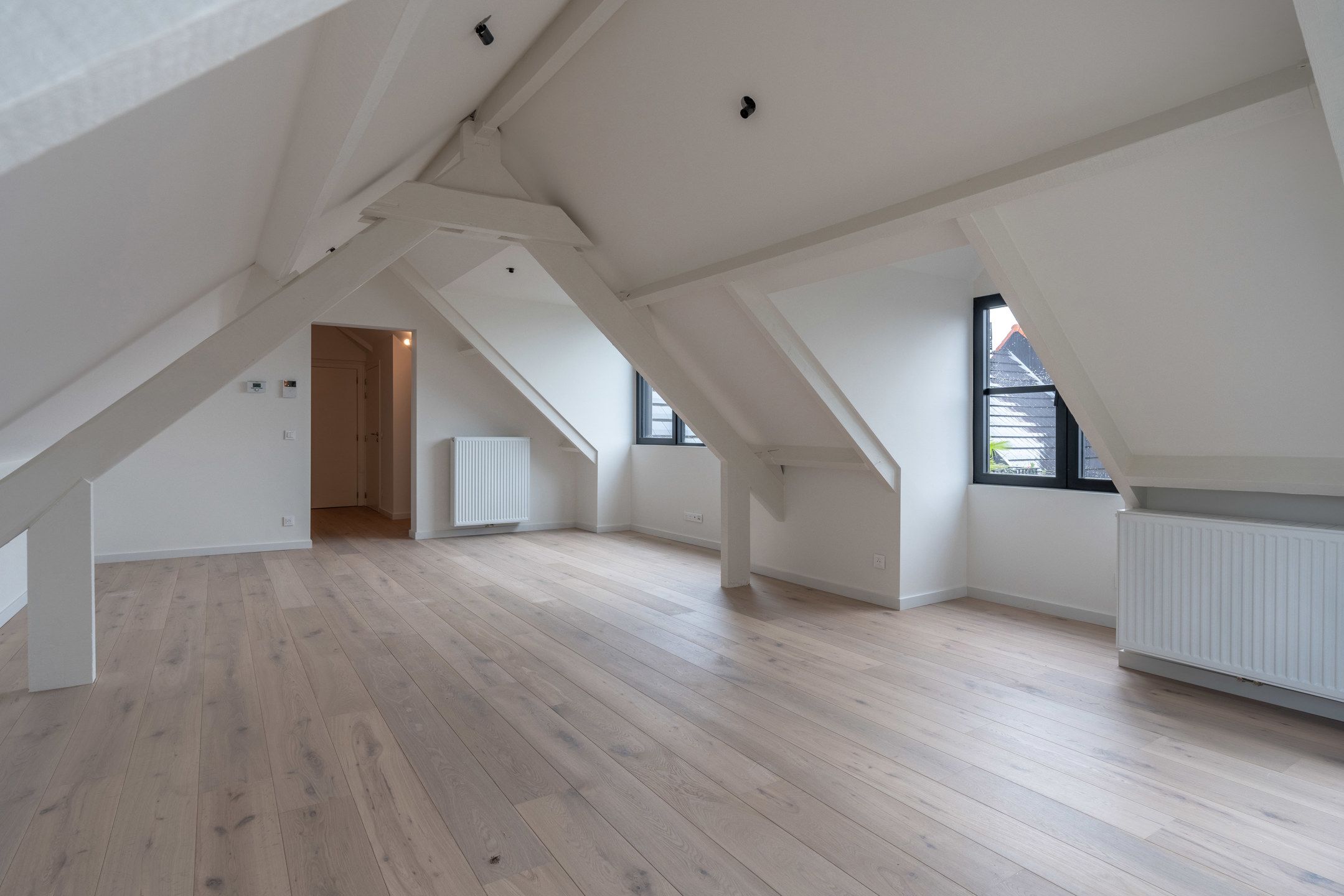 Unieke penthouse in het centrum met twee slpks in Priorij foto 5