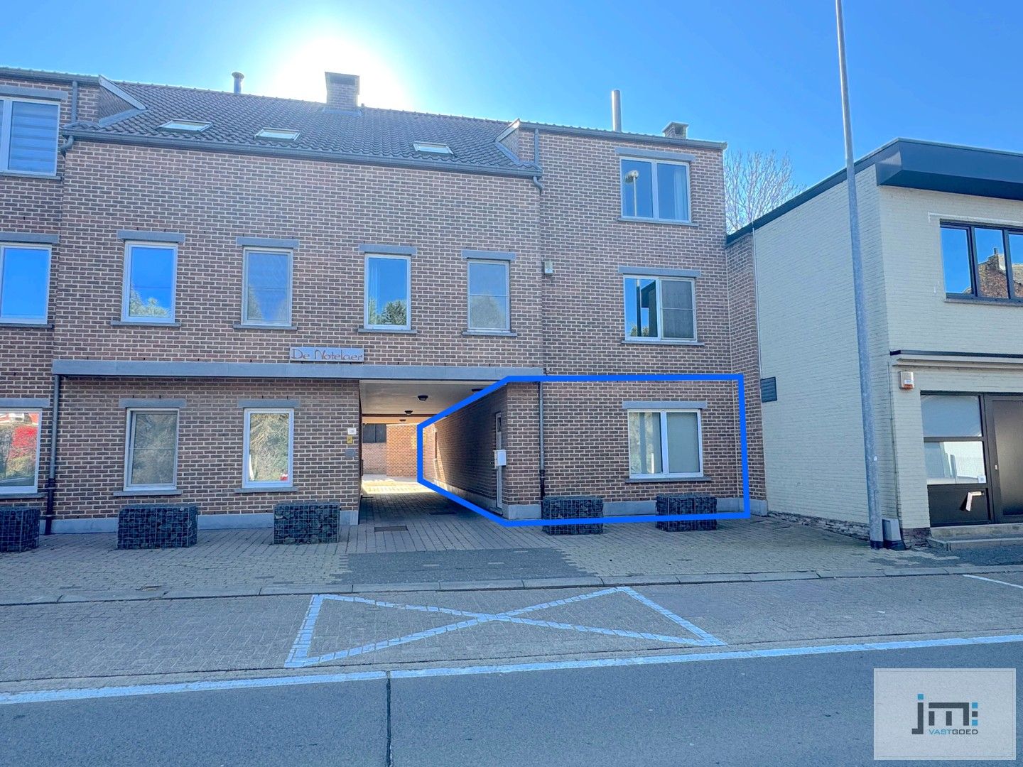 Gelijkvloers appartement / kantoorruimte in Wellen foto {{pictureIndex}}