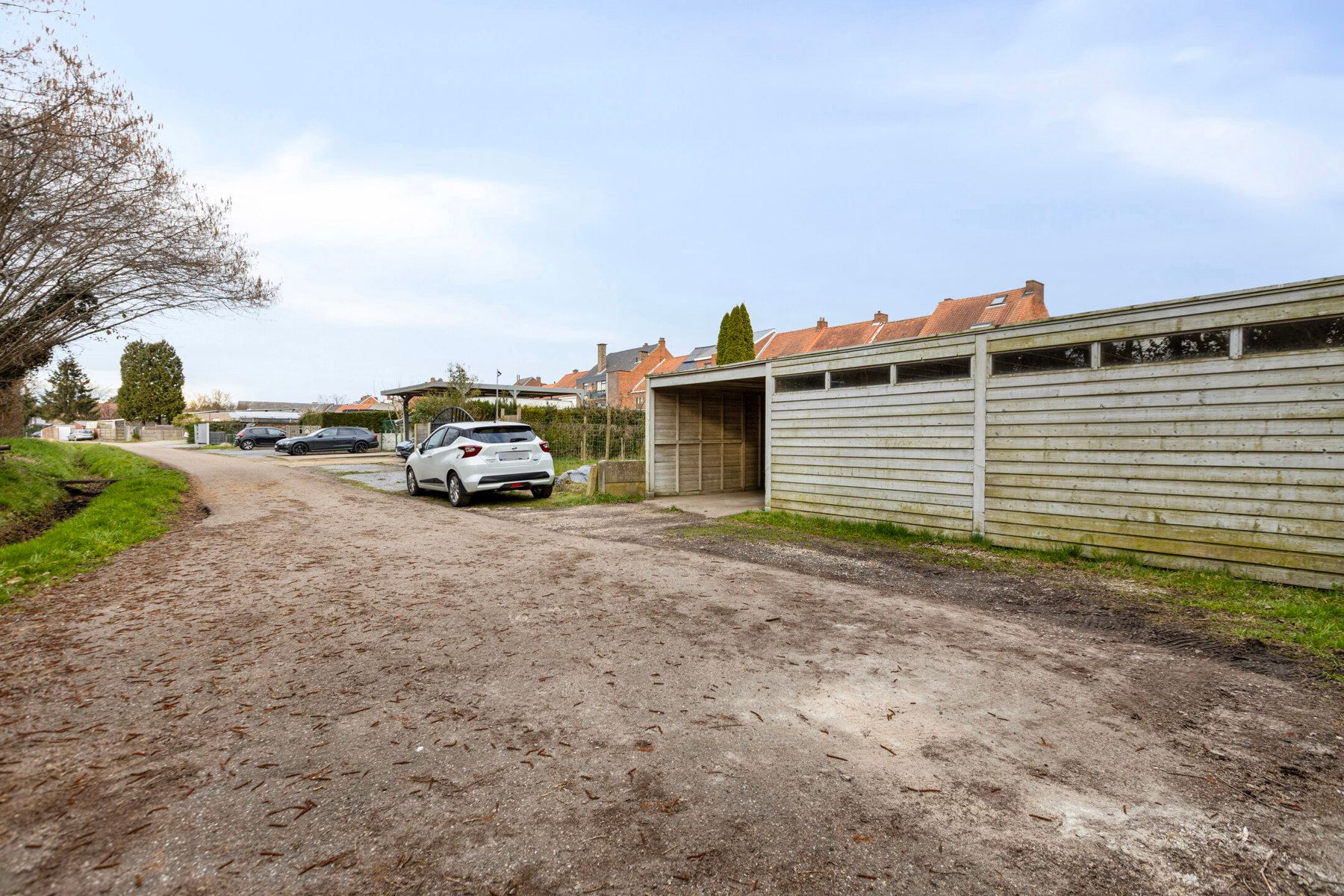 Charmante, gerenoveerde HOB met veranda en tuin in Hasselt – instapklaar en perfect gelegen! foto 35