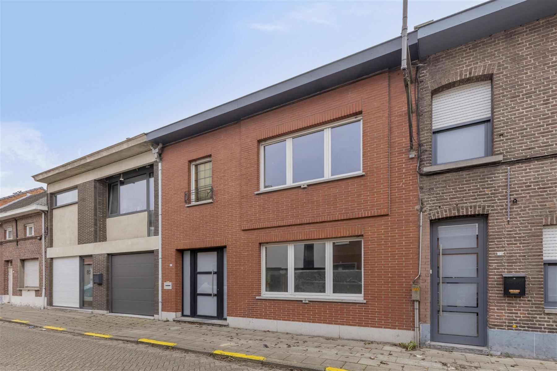 Instapklare gezinswoning met 3 slaapkamers foto 2