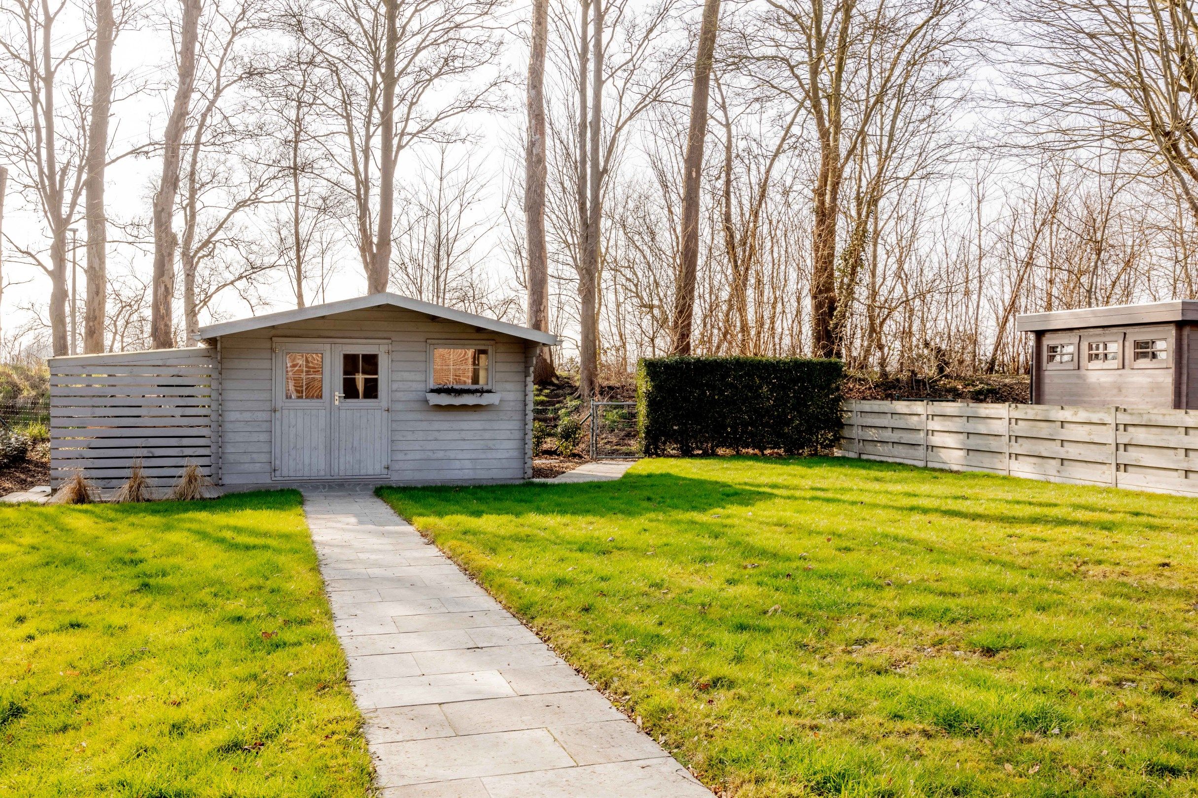 SCHITTEREND INSTAPKLARE WONING MET ZUIDGEORIENTEERDE TUIN foto 13