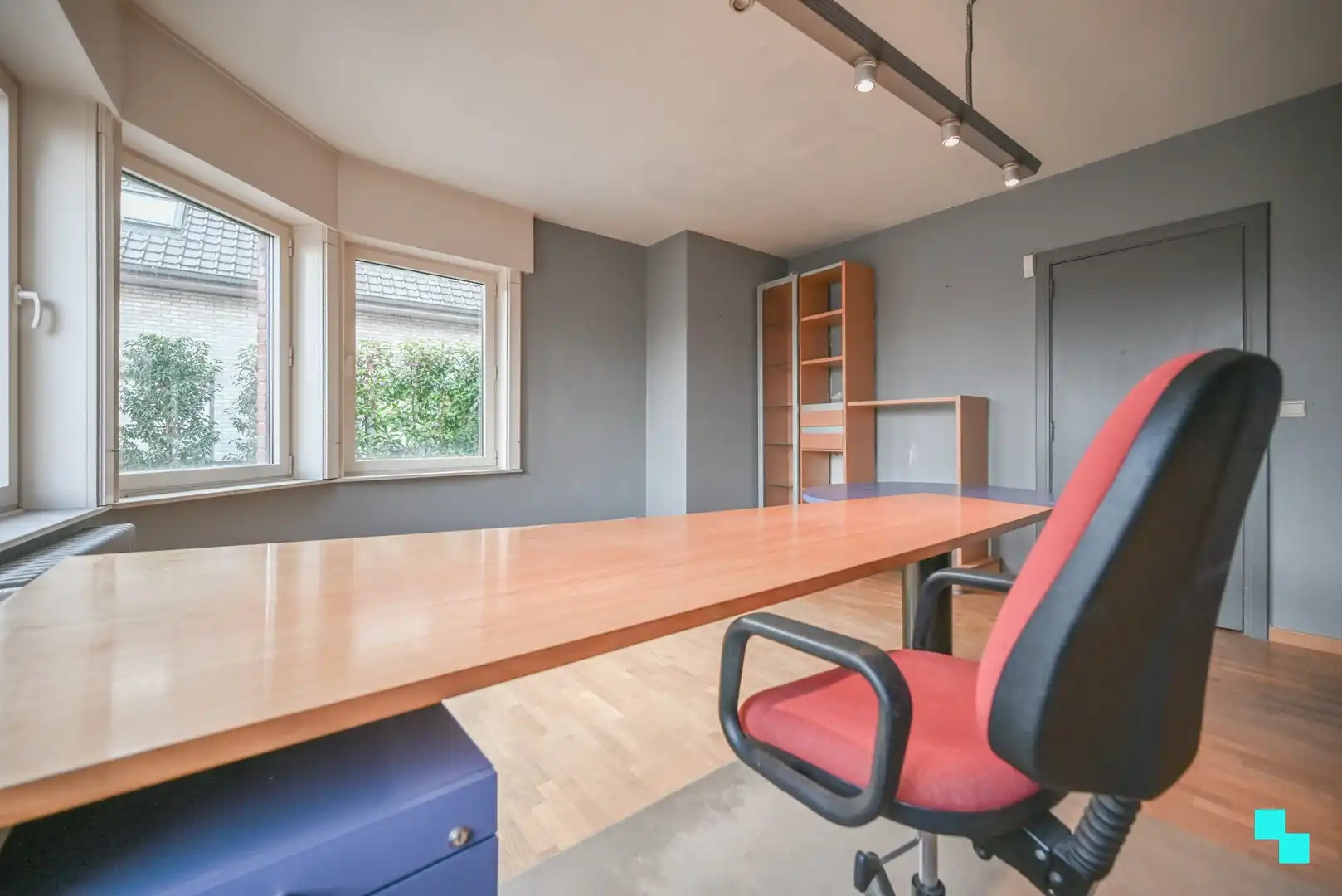 Ruime woning met polyvalente ruimte, garage en tal van mogelijkheden in Emelgem foto 24