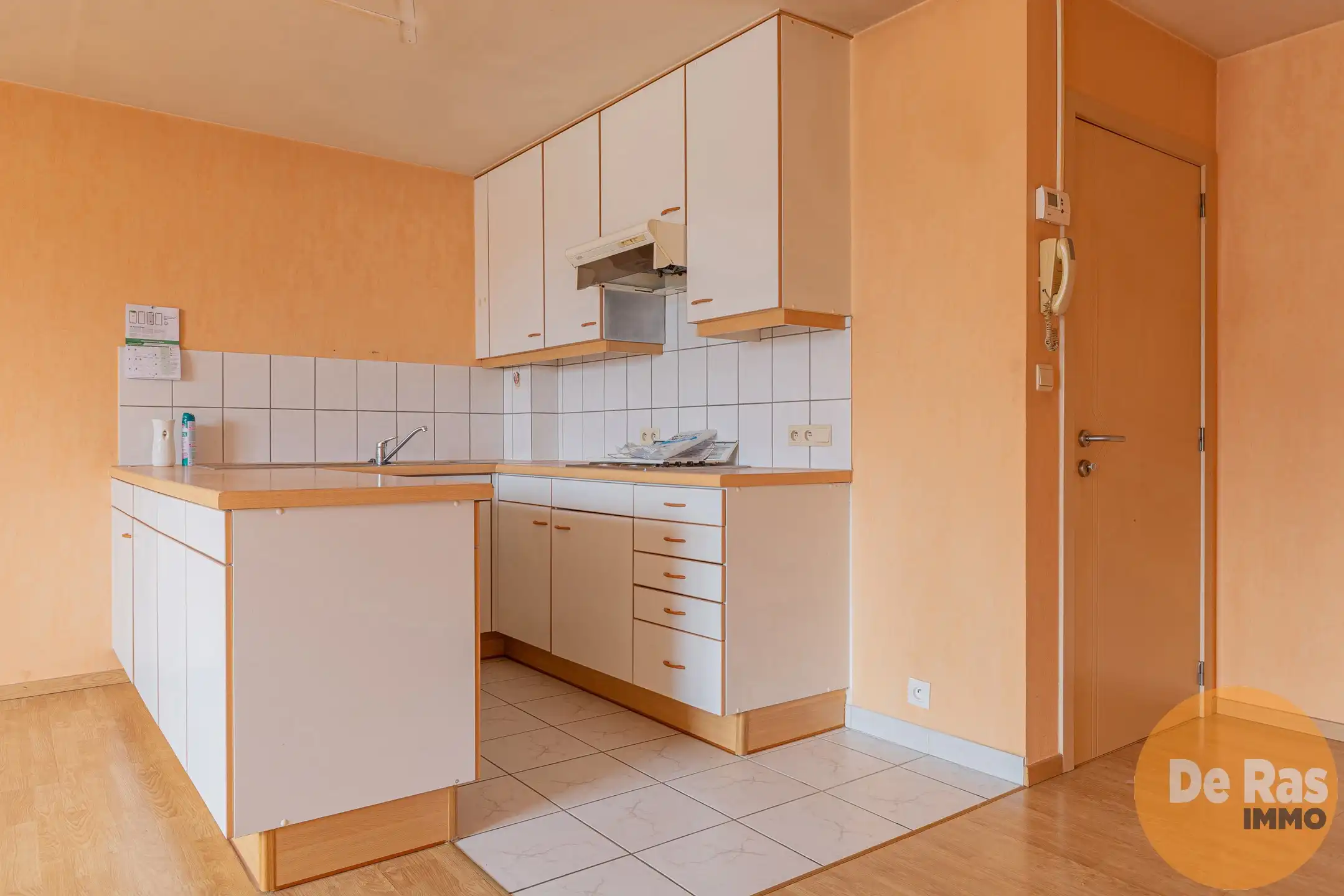 HERZELE – Starters -opbrengsteigendom, pal in het centrum foto 5