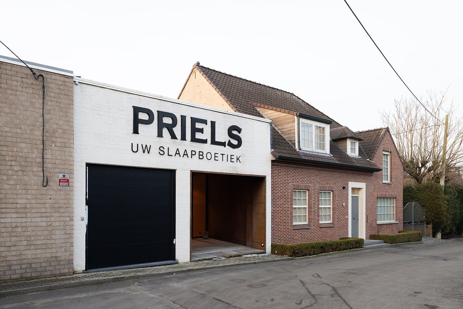 Bijzondere multifunctionele eigendom met geïntegreerde showroom foto 4