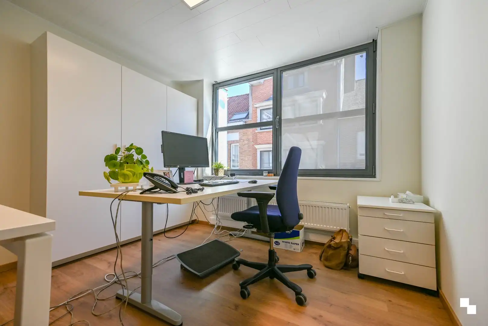 Commerciële ruimte van ca. 188 m² in centrum Izegem foto 17