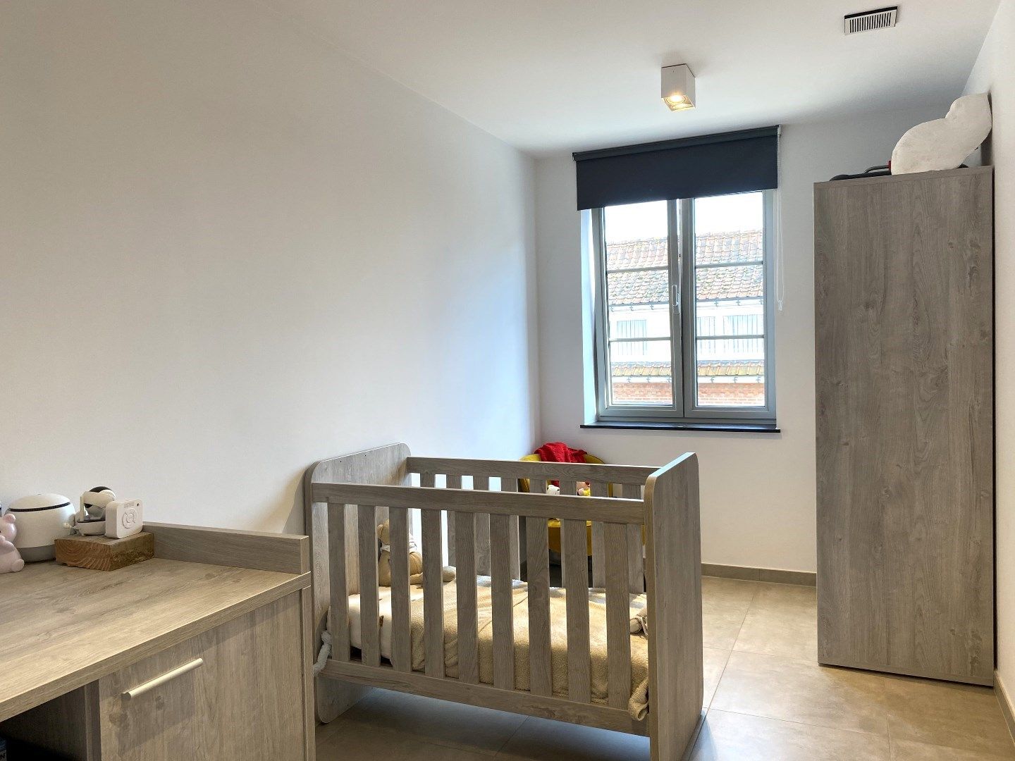 INSTAPKLAAR APPARTEMENT MET 2 SLPKS TERRAS | STAANPLAATS EN GARAGE foto 7