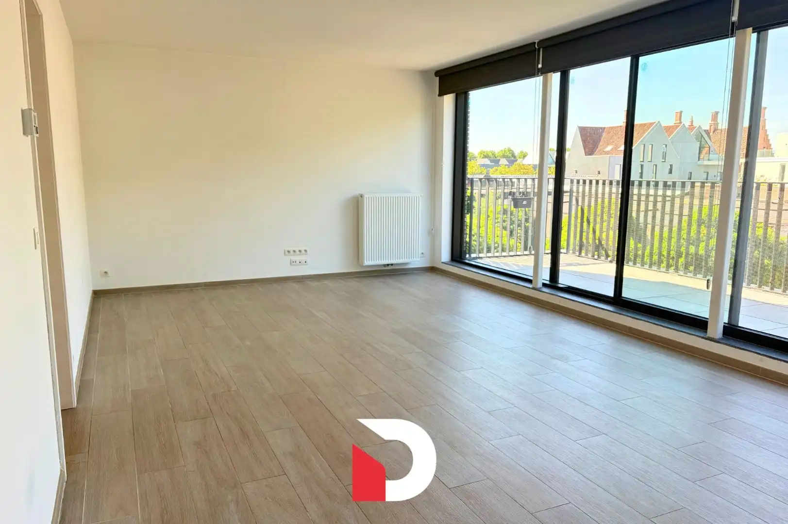 Appartement met 2 slaapkamers, ruim terras en autostaanplaats foto 4