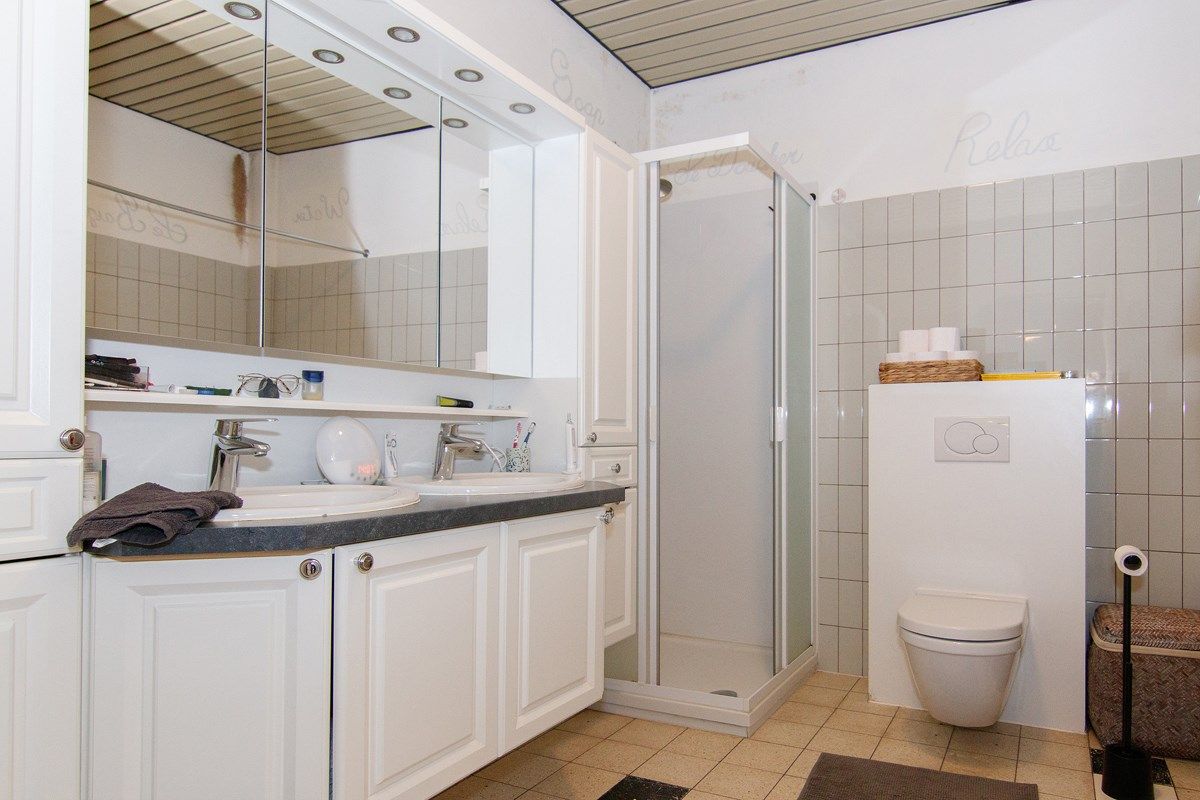 ZEER RUIM APPARTEMENT OP TOPLOCATIE foto 18