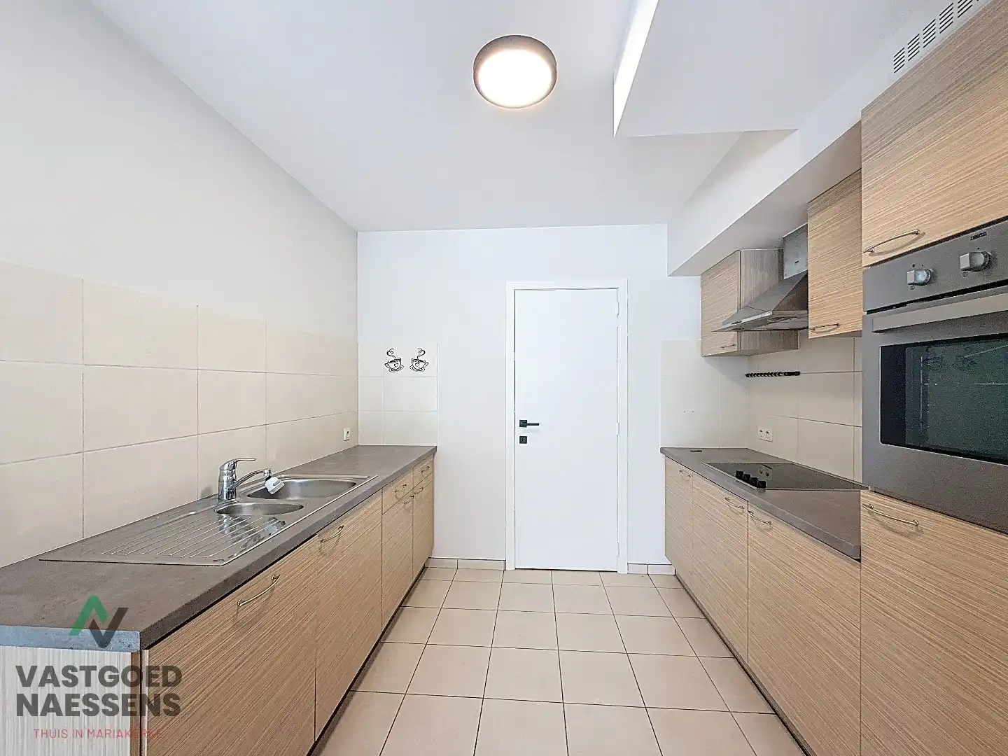 1 SLPK APP MET 2 TERRASSEN VLAKBIJ ZEEDIJK foto 8