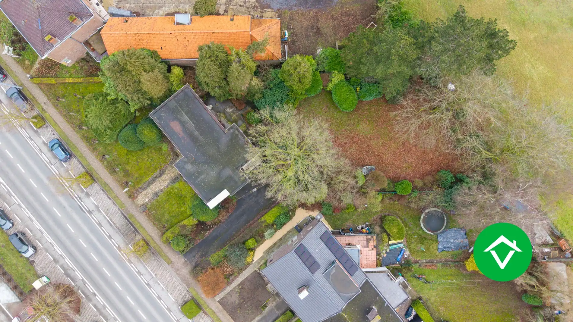 Authentieke gezinswoning op toplocatie in Torhout foto 3