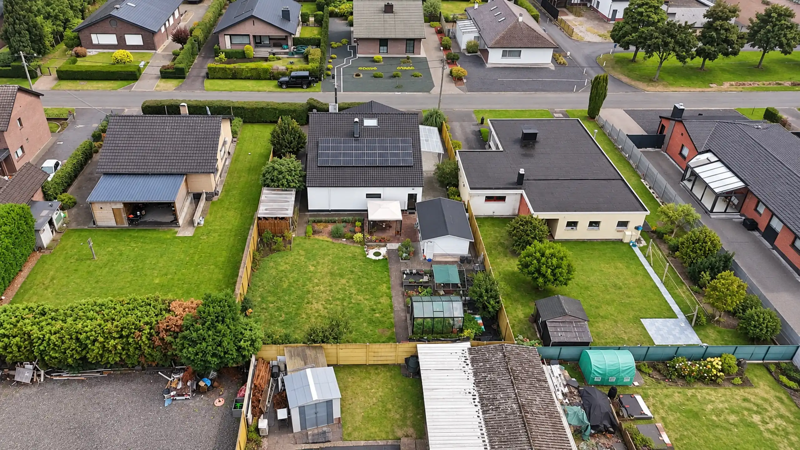 Ruime gezinswoning op 8 are met 5 slaapkamers op toplocatie! foto 55
