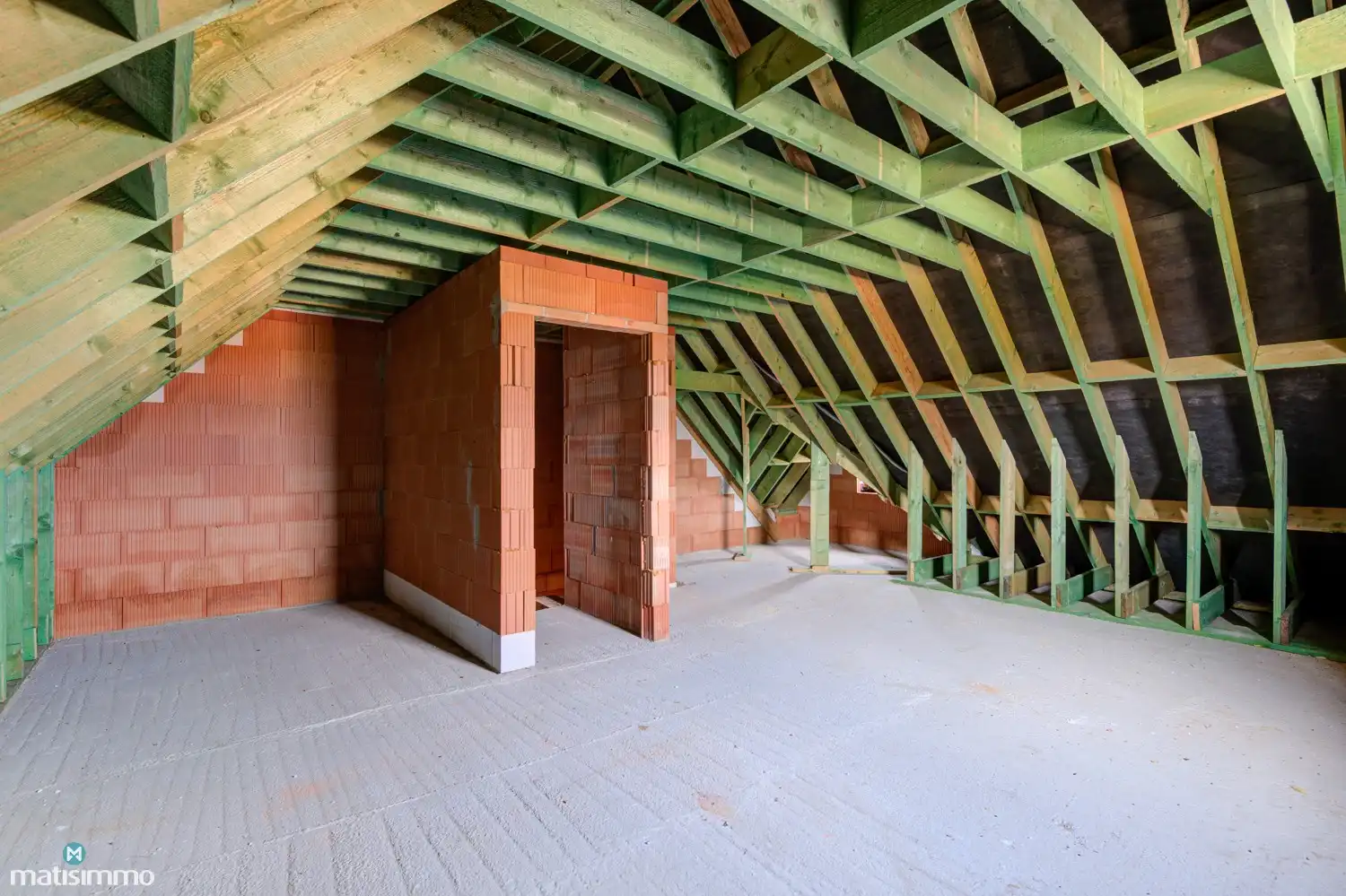 RUSTIG GELEGEN CASCO NIEUWBOUWWONING NABIJ HET GROEN TE OUDSBERGEN foto 24