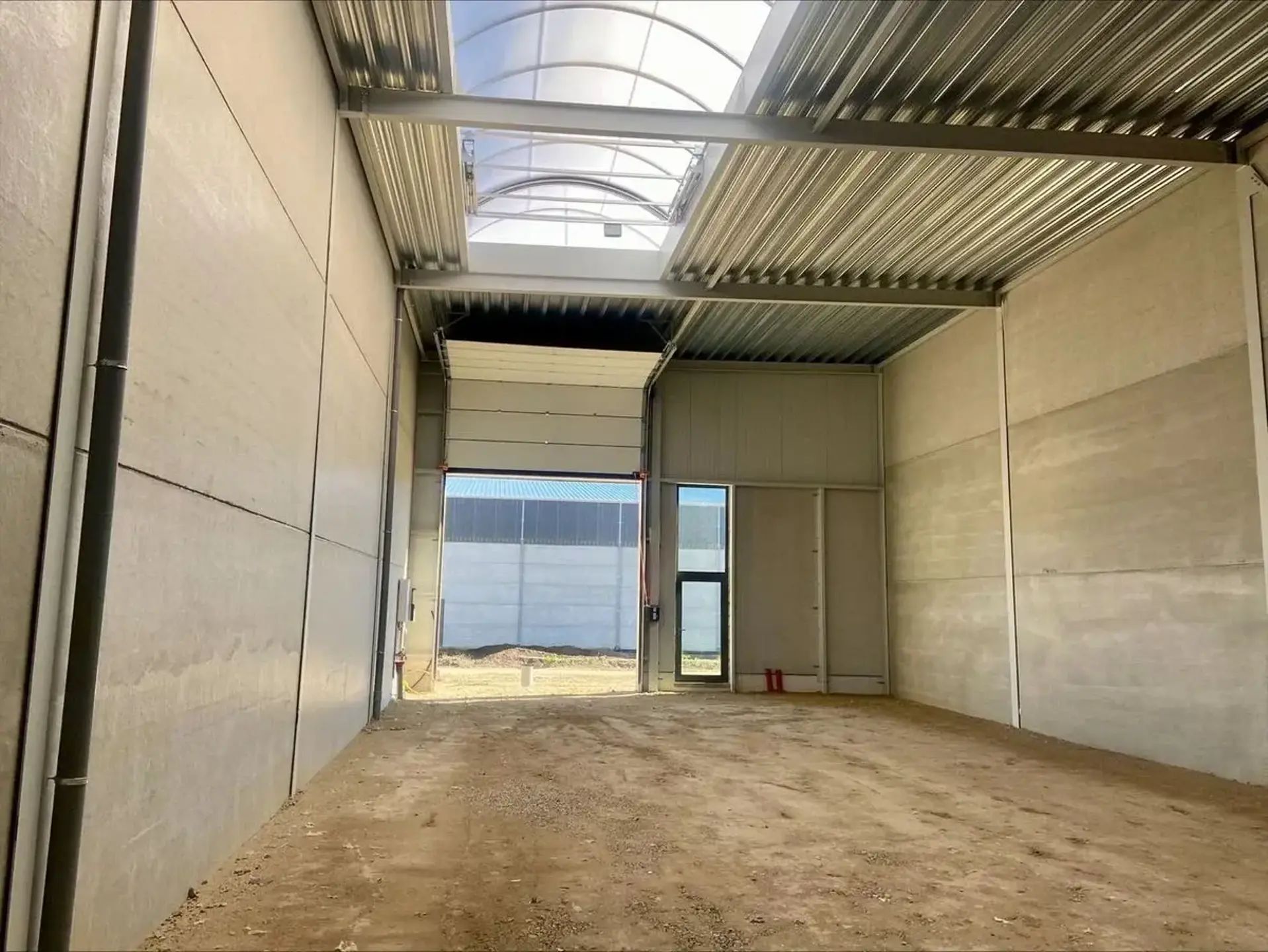 NIEUWBOUW KMO-UNIT VAN 210m² foto 2