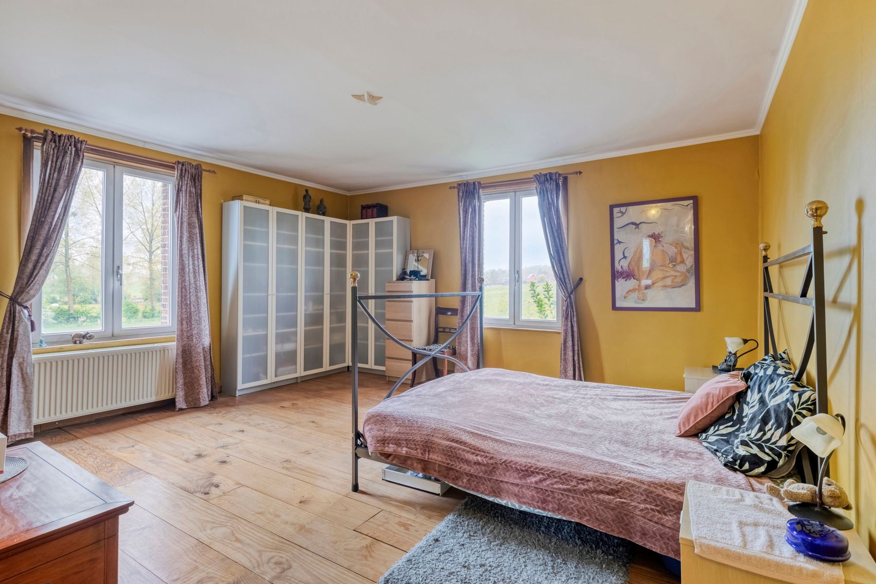 Ruime woning met aanpalende loods op toplocatie. foto 13