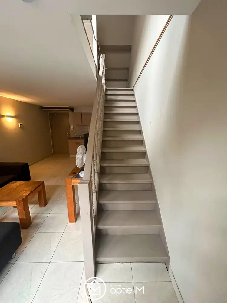 Bemeubelde duplex studio te huur in Hasselt – centrumligging met zicht op de Walputstraat foto 7