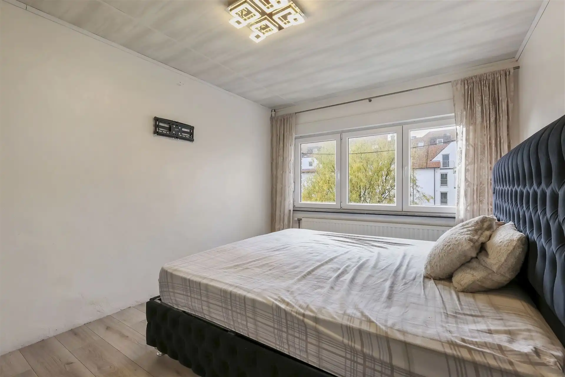 ZONNIG / LAGE ALGEMENE KOSTEN  foto 12