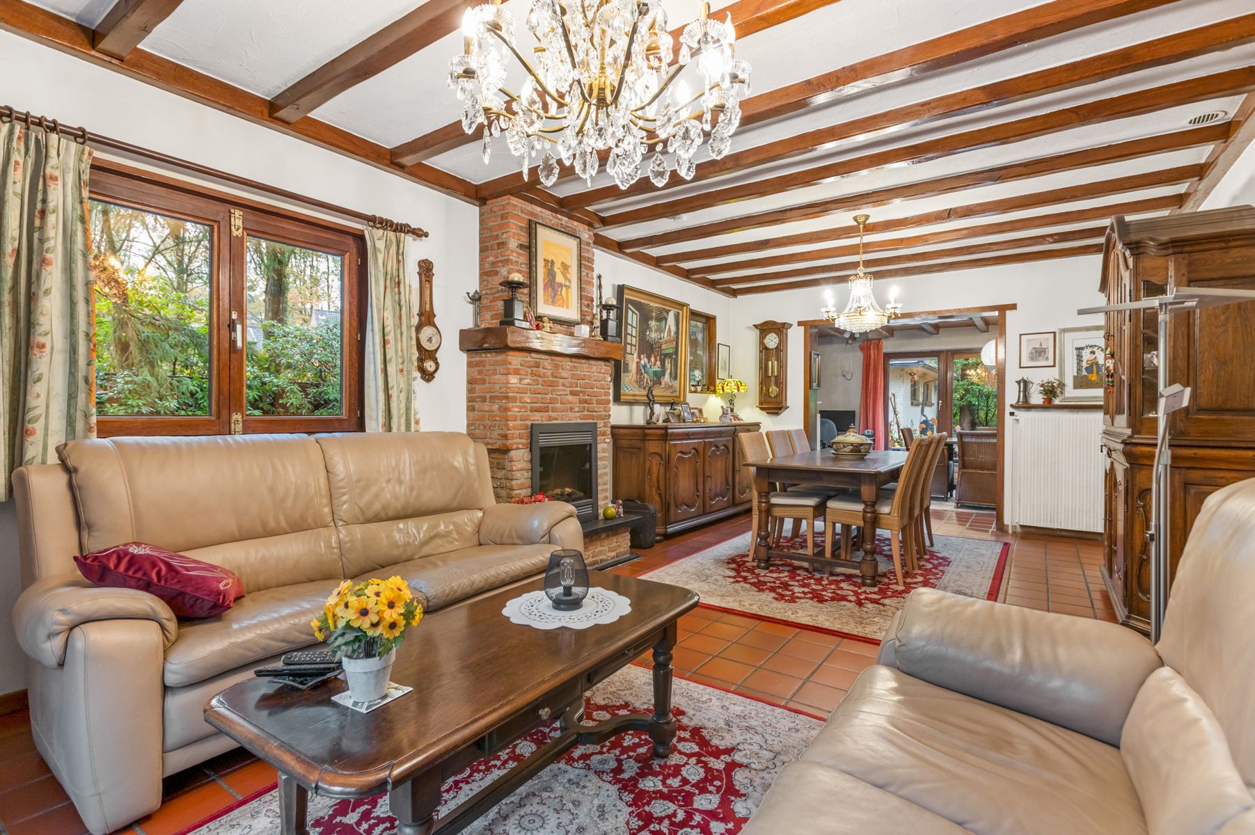 Te renoveren gelijkvloers landhuis op een perceel van ca. 1475 m² foto 7