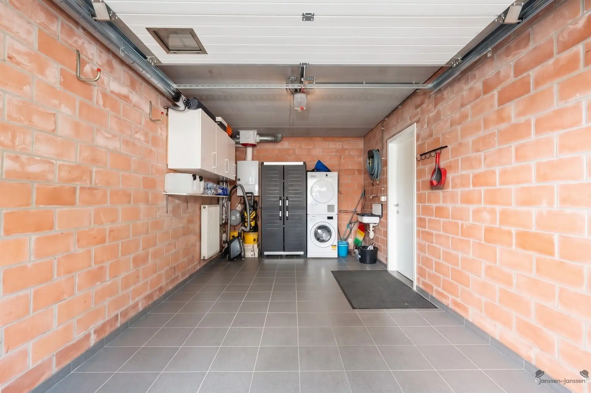 Ruim en energiezuinig gelijkvloers appartement (101 m²) met garage op toplocatie in Schilde foto 14