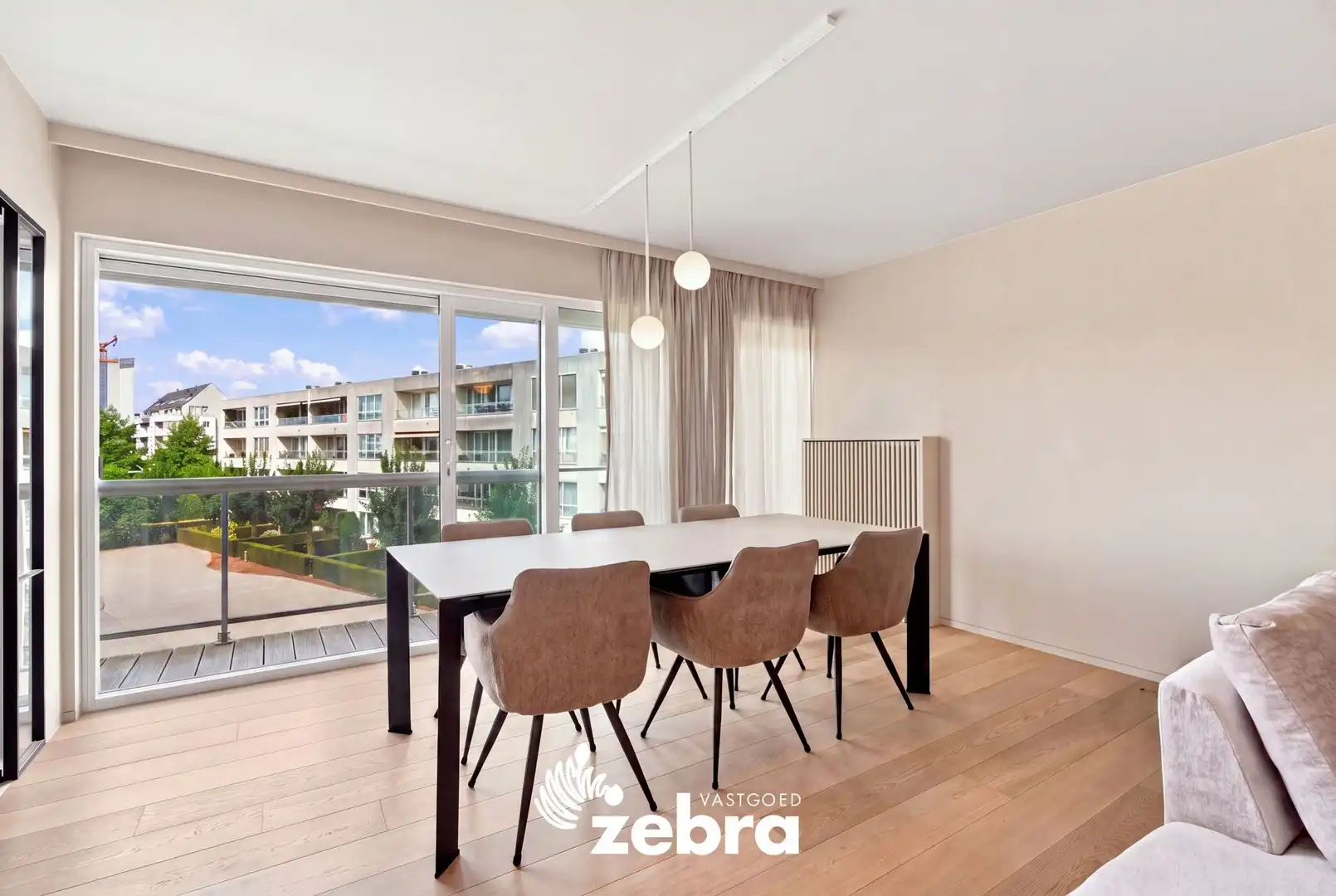 Hoogwaardig gerenoveerd appartement in rustige Residentie! foto 6