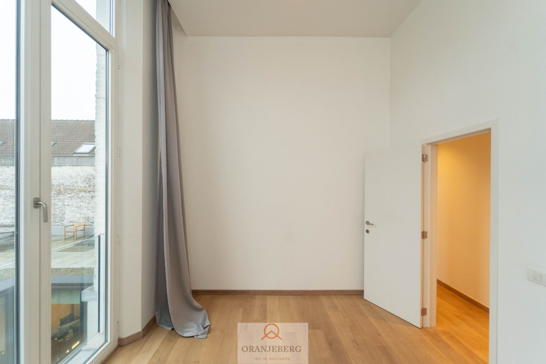 Luxueus ruim twee-slaapkamer appartement in Herenhuis - centrum Gent foto 18