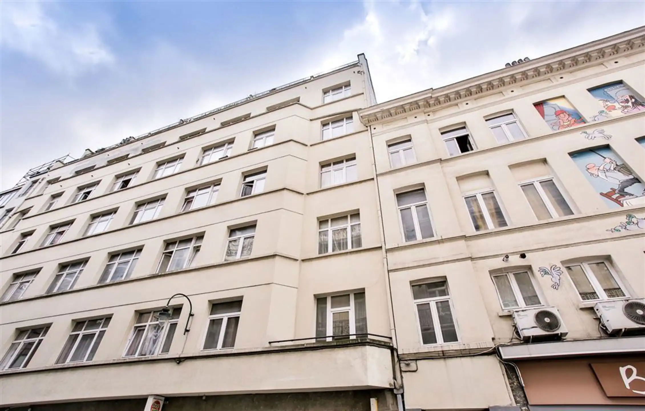 Gerenoveerd appartement met 1 slaapkamer! foto 7