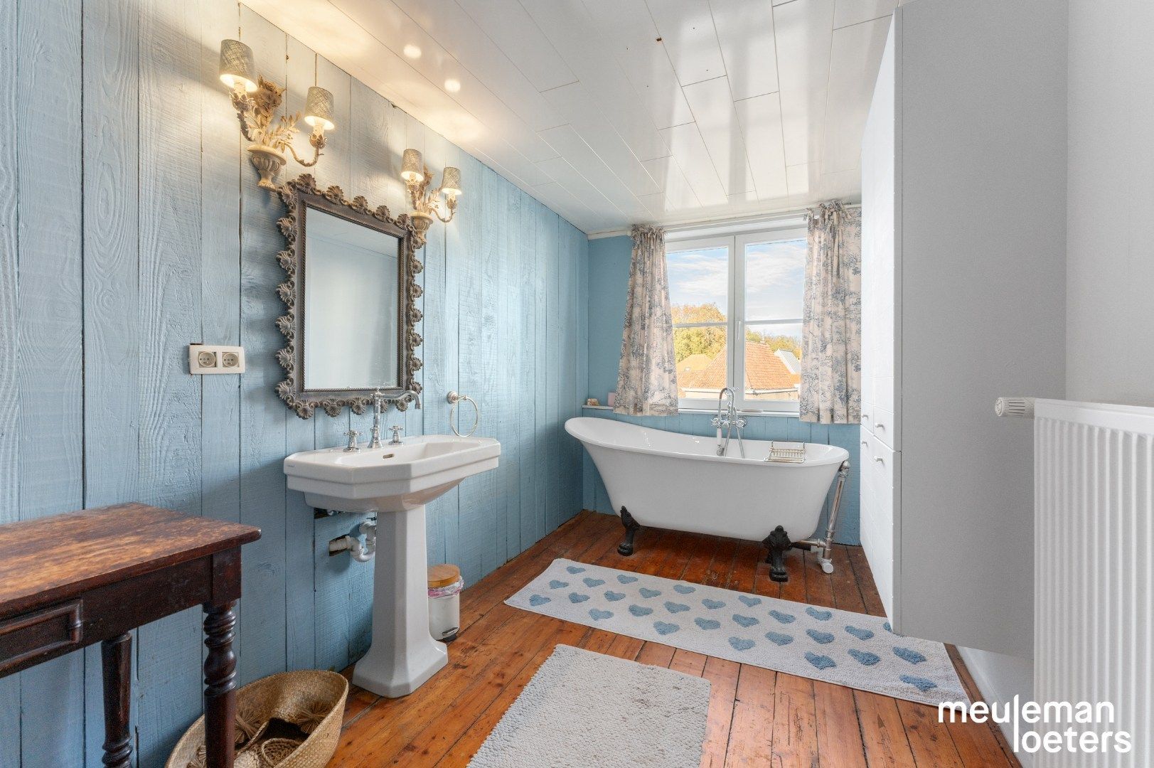 uiterst commercieel gelegen handelspand met ruime woonst foto 16