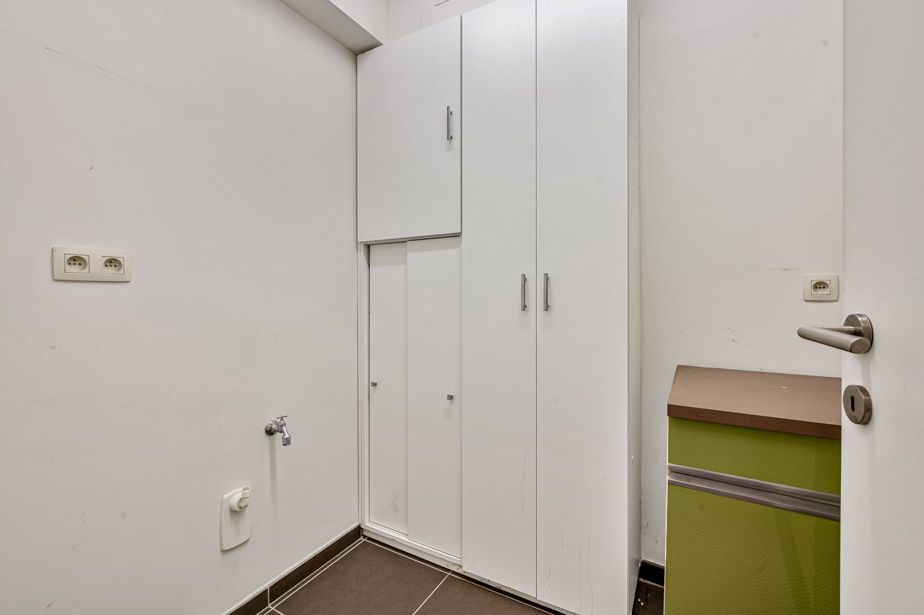 Appartement met autostaanplaats te huur in centrum van Geraardsbergen foto 11