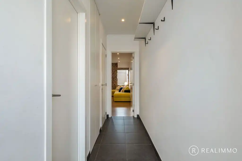 Instapklare woning met tuin en 2 slaapkamers foto 3