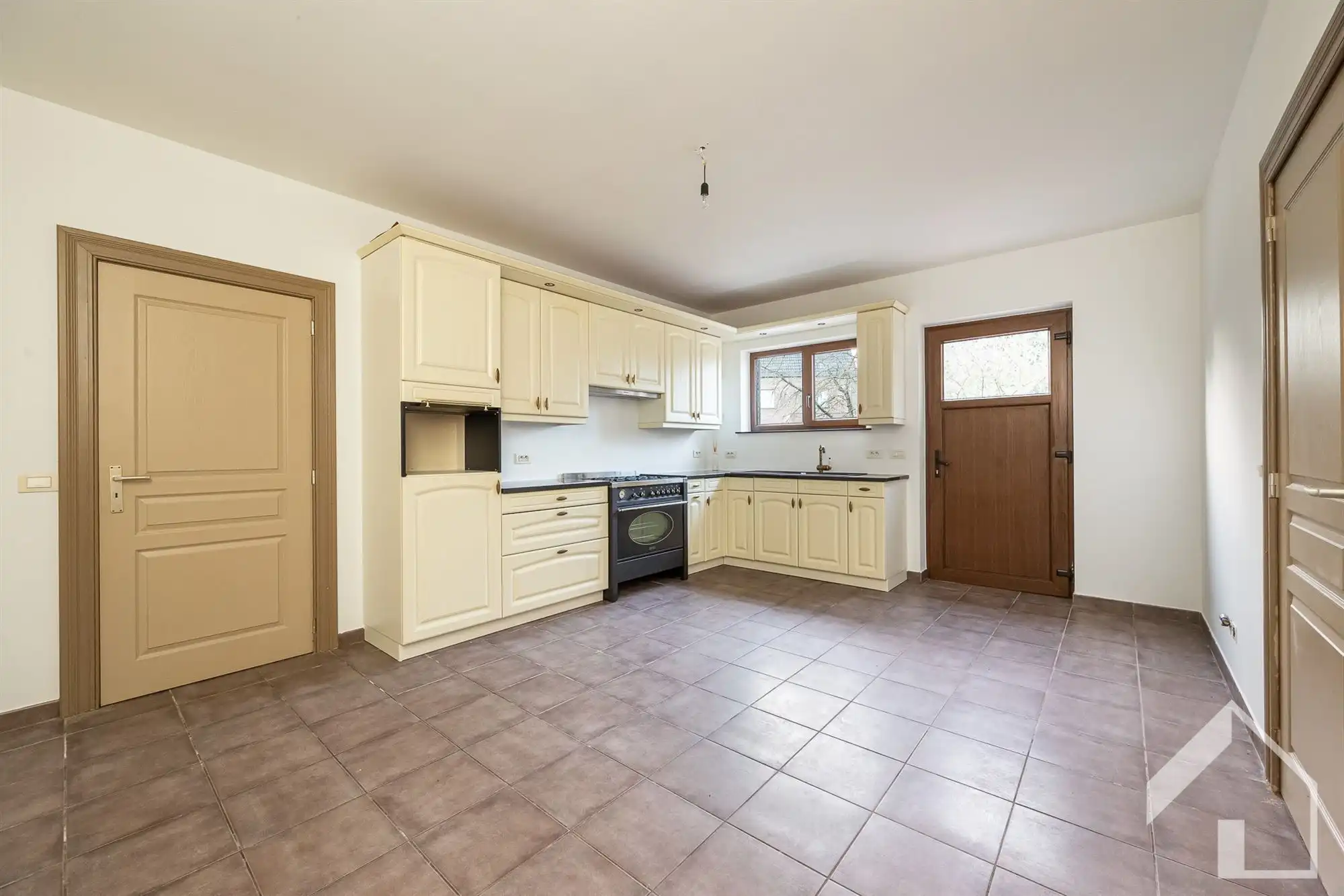 charmante woning met authentieke elementen foto 7