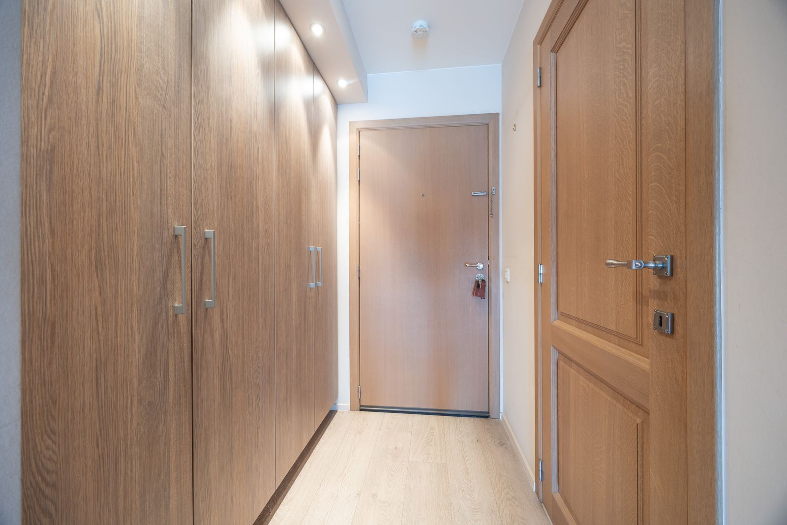 Subliem 2 slpk appartement met terras pal aan de jachthaven. foto 7