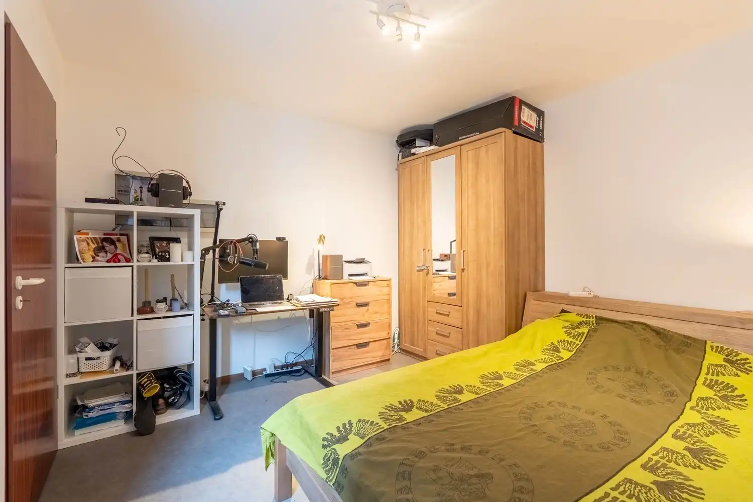 Centraal gelegen appartement met 2 slaapkamers, een terras en de mogelijkheid om een autostaanplaats en kelder bij aan te kopen te Leuven! foto 10