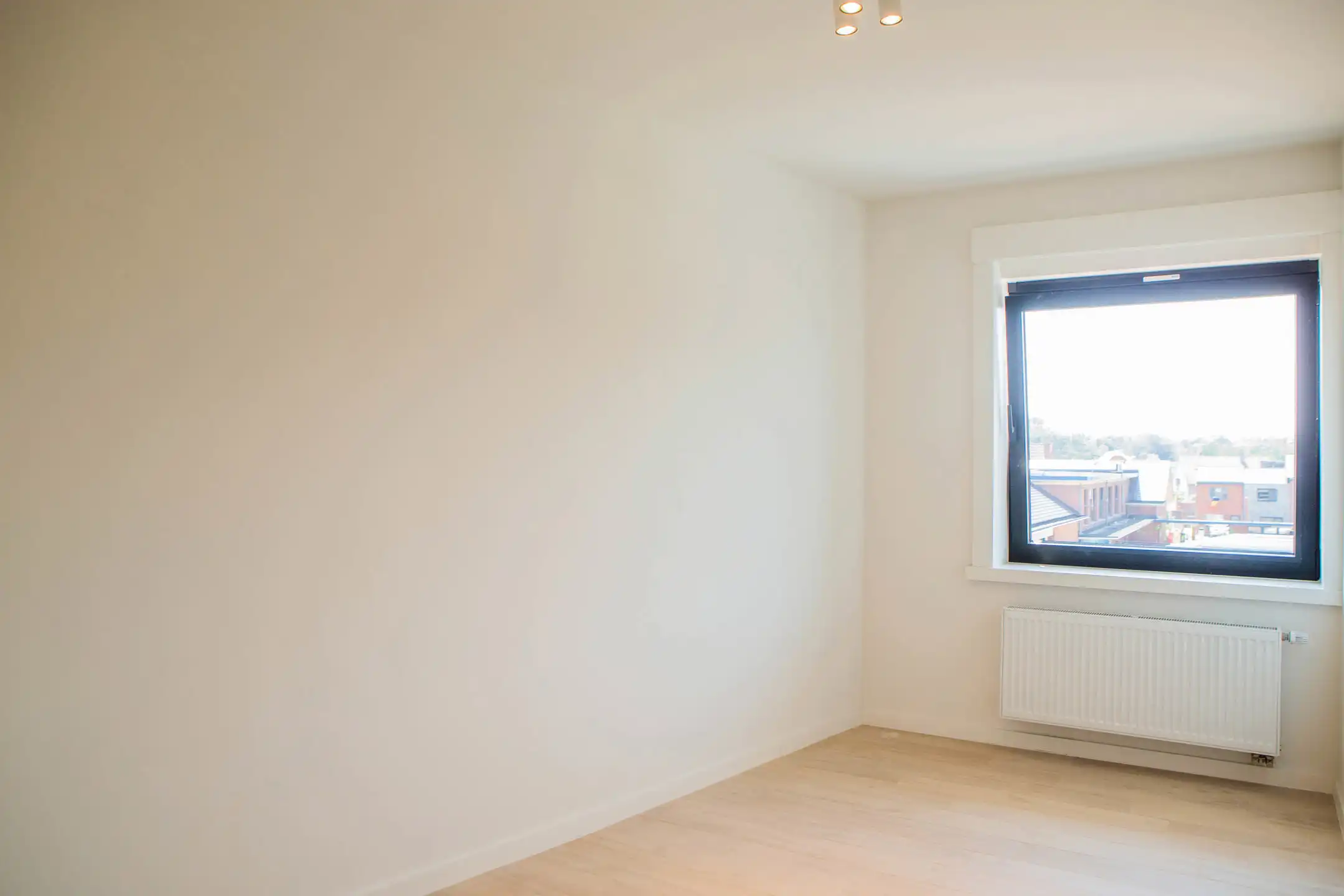 Verzorgd 2-slaapkamerappartement met terras in hartje Bonheiden foto 10