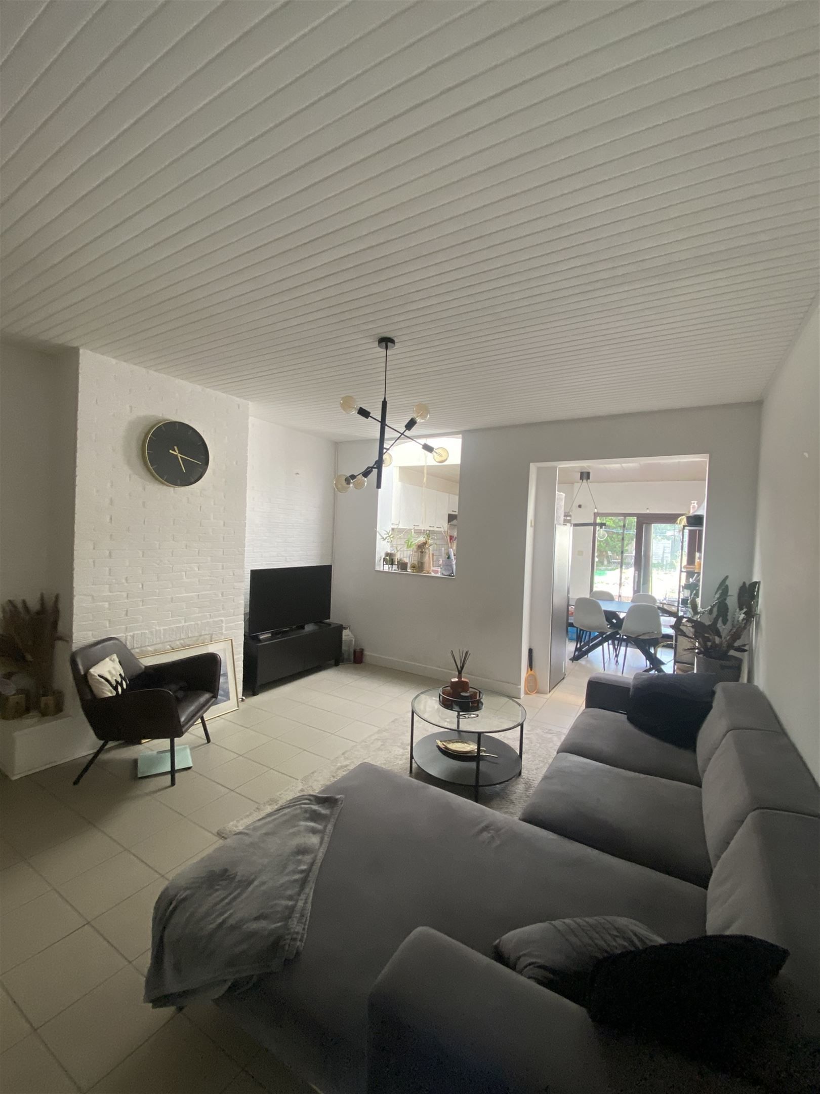 Ruime woning met 5 slpk foto 9
