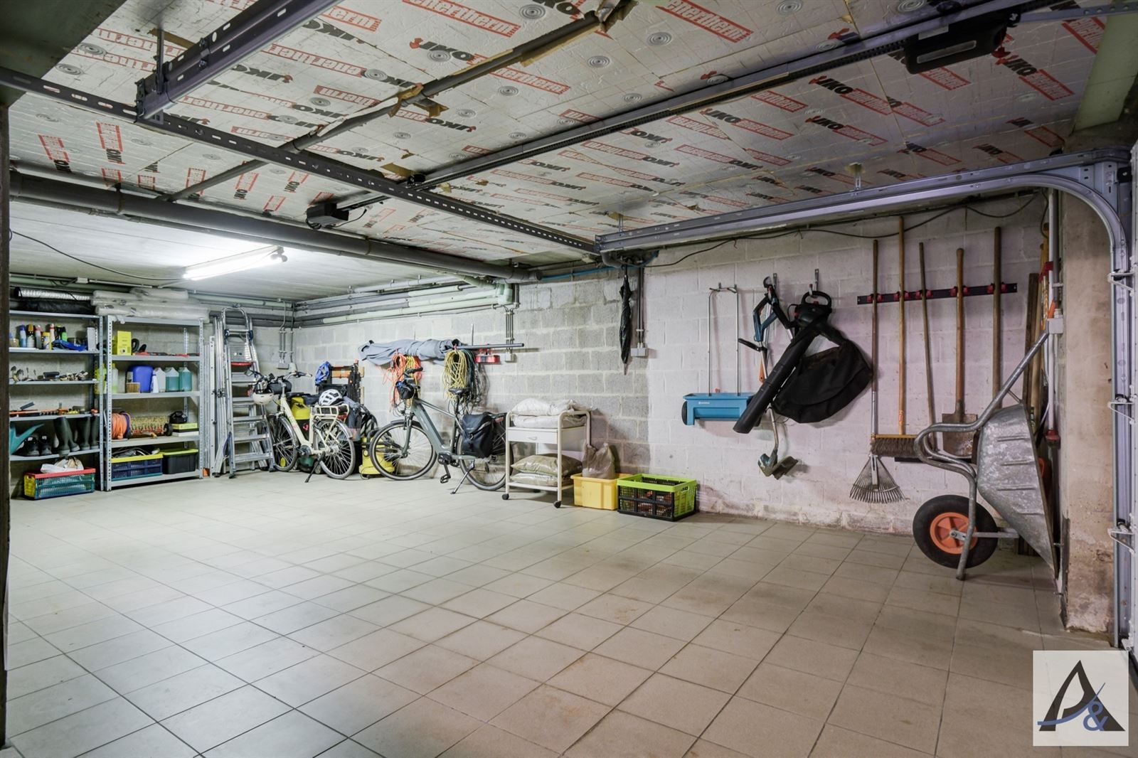 Uitgeruste en instapklare woning op landelijke locatie met label A foto 30