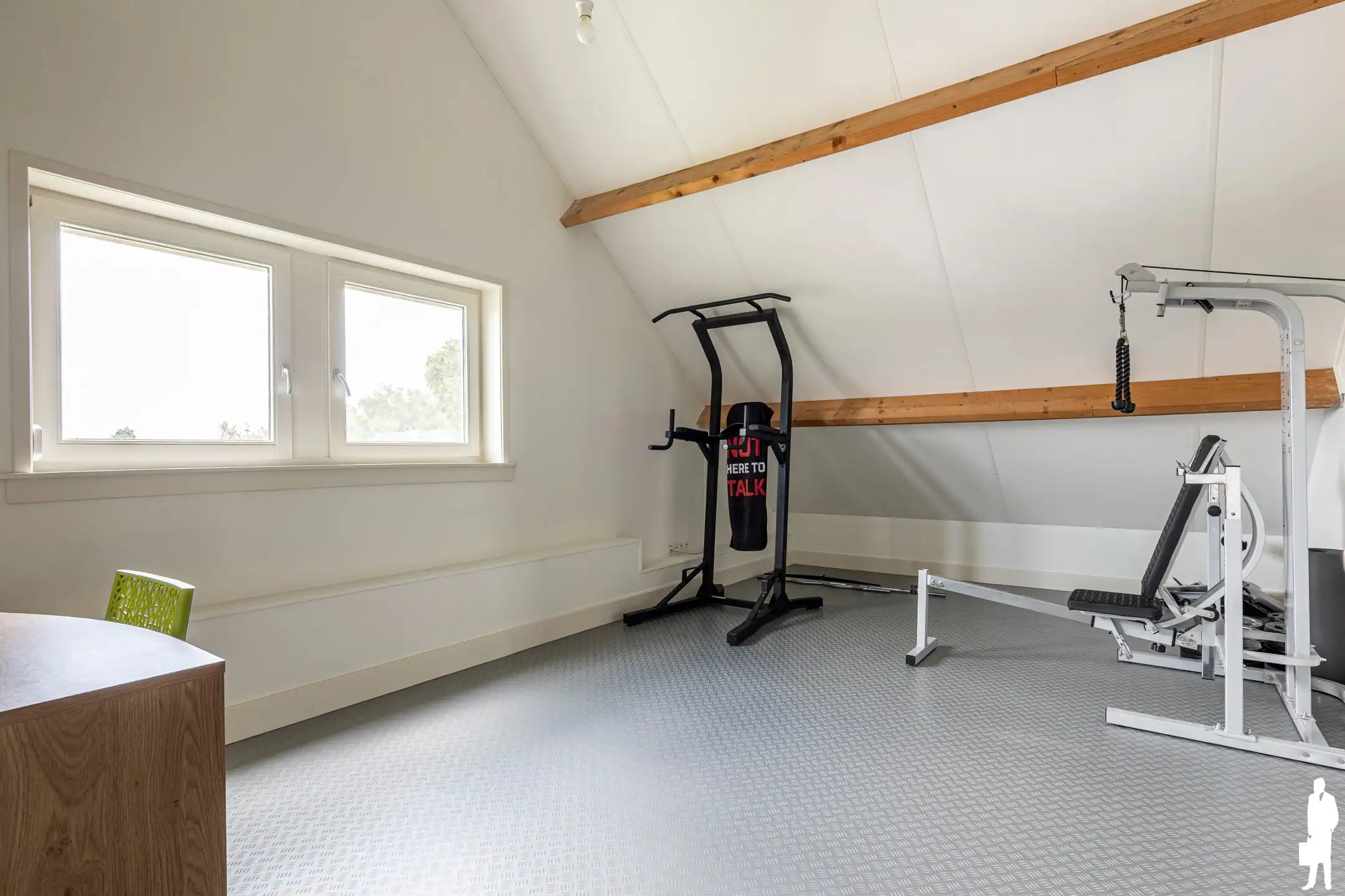 Villa met 6 slpk. 2 badk. en garage op 900m² nabij NL grens. foto 21