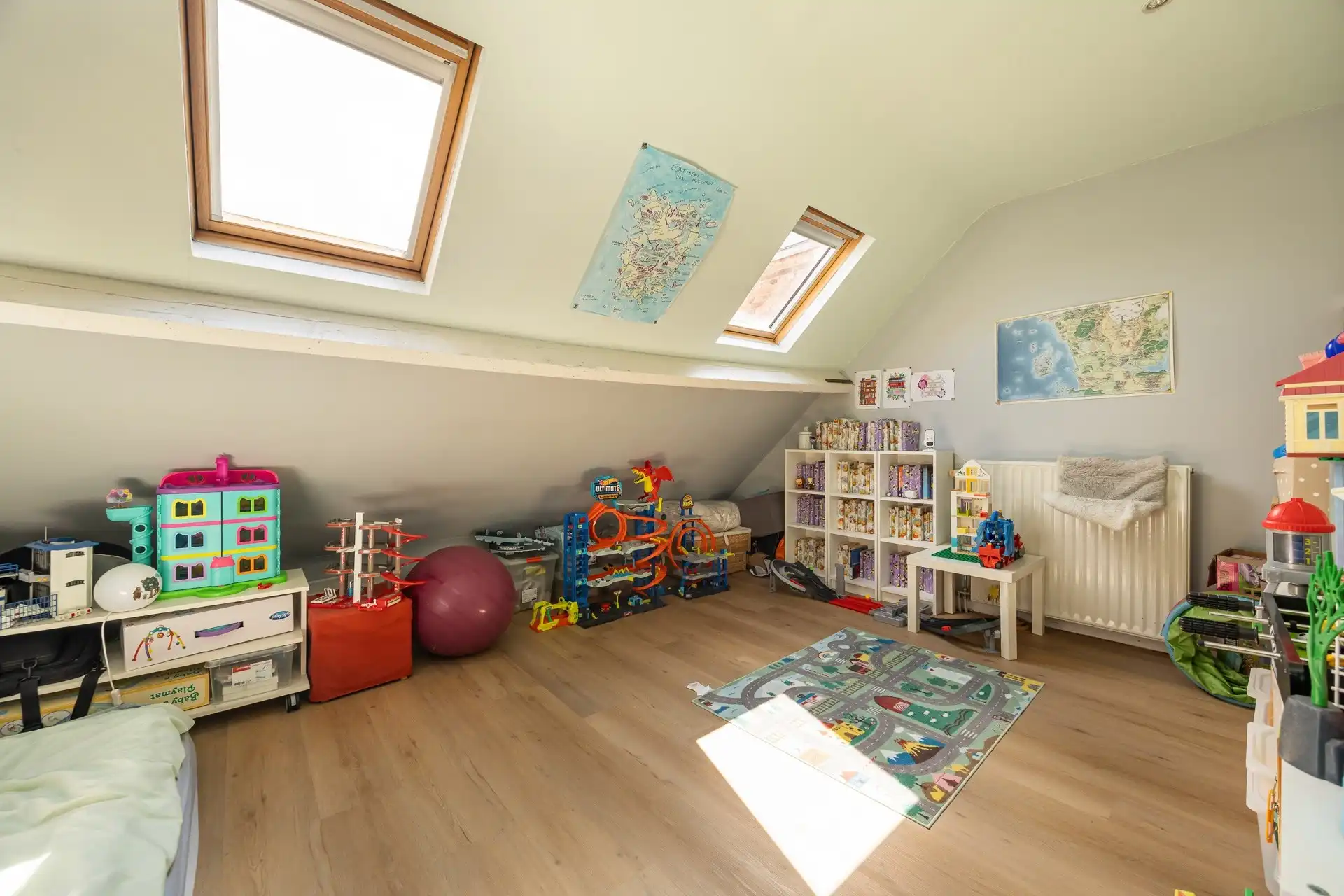 Instapklare woning met 4 slaapkamers in Wilrijk foto 29