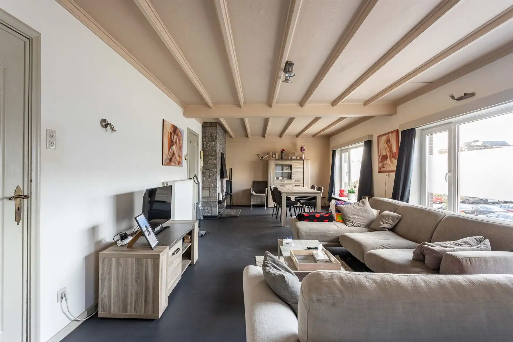 Opbrengsteigendom met handelspand en 5 appartementen in Zelzate foto 3