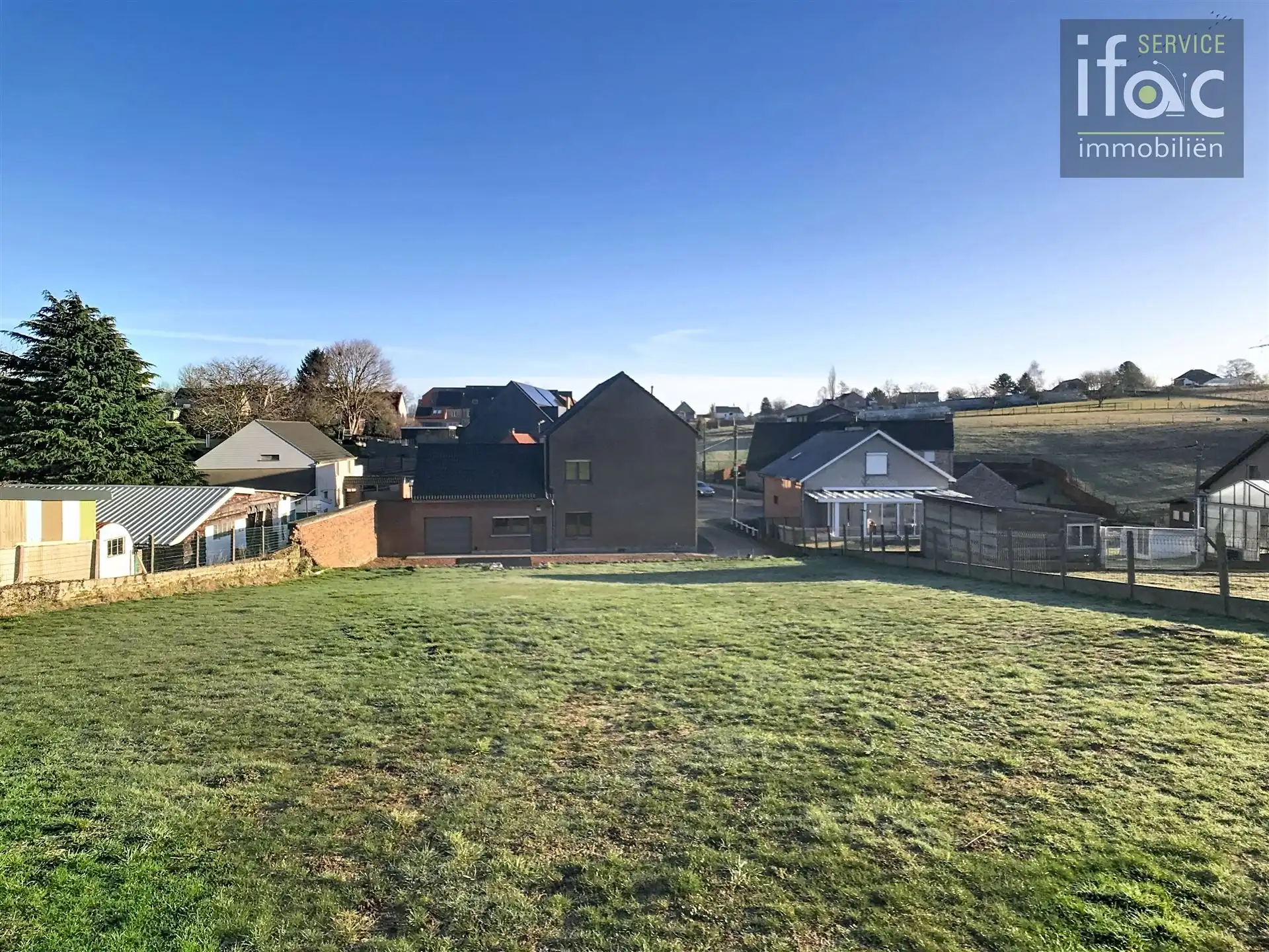 Huis met 4 slaapkamers, tuin en garage foto 22