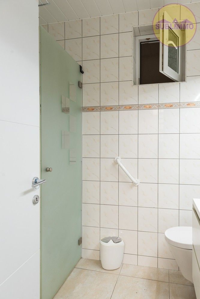 Ruime woning met afzonderlijk appartement op een perceel van 858 m² in Mol. foto 10