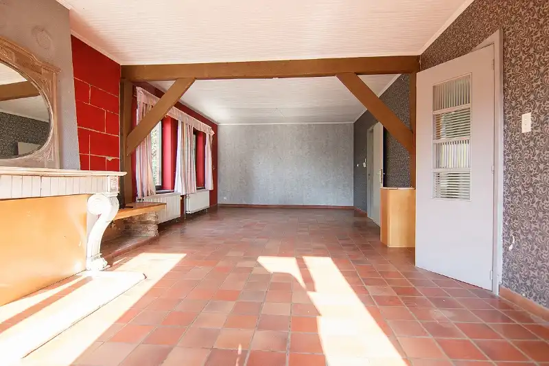 Interessant renovatieproject in groene omgeving op een knap perceel van bijna 12 are foto 10