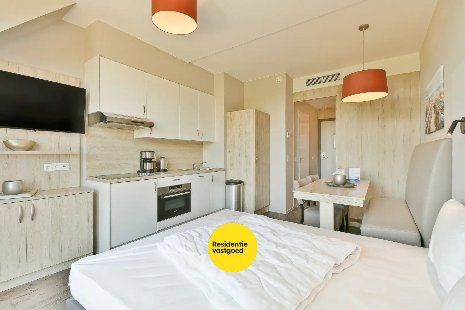 Vernieuwd gemeubeld vakantieappartement foto 5