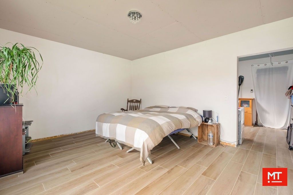 Bijzonder ruime alleenstaande woning op 1.828 m² in het centrum van Langemark foto 11
