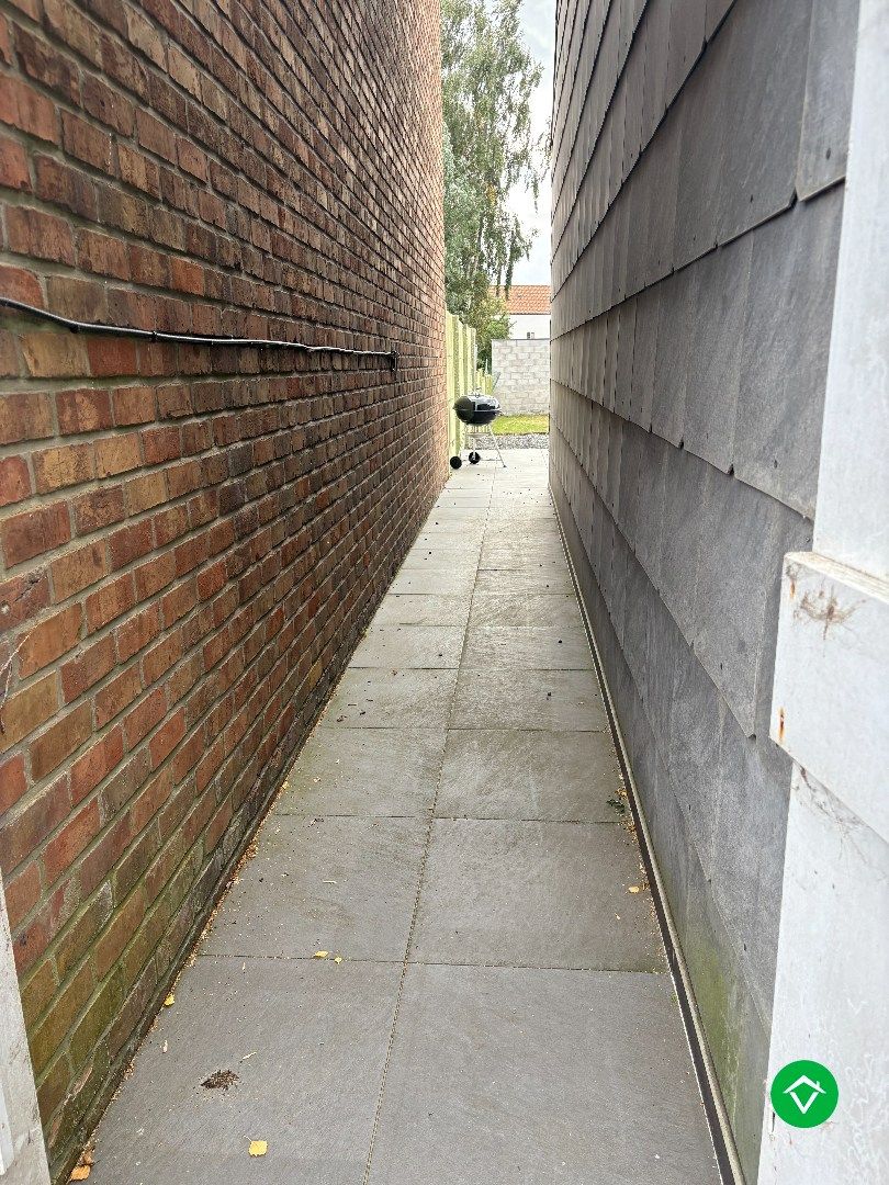Halfopen woning in Oudenburg (Ettelgem) met 4 slaapkamers  foto 22
