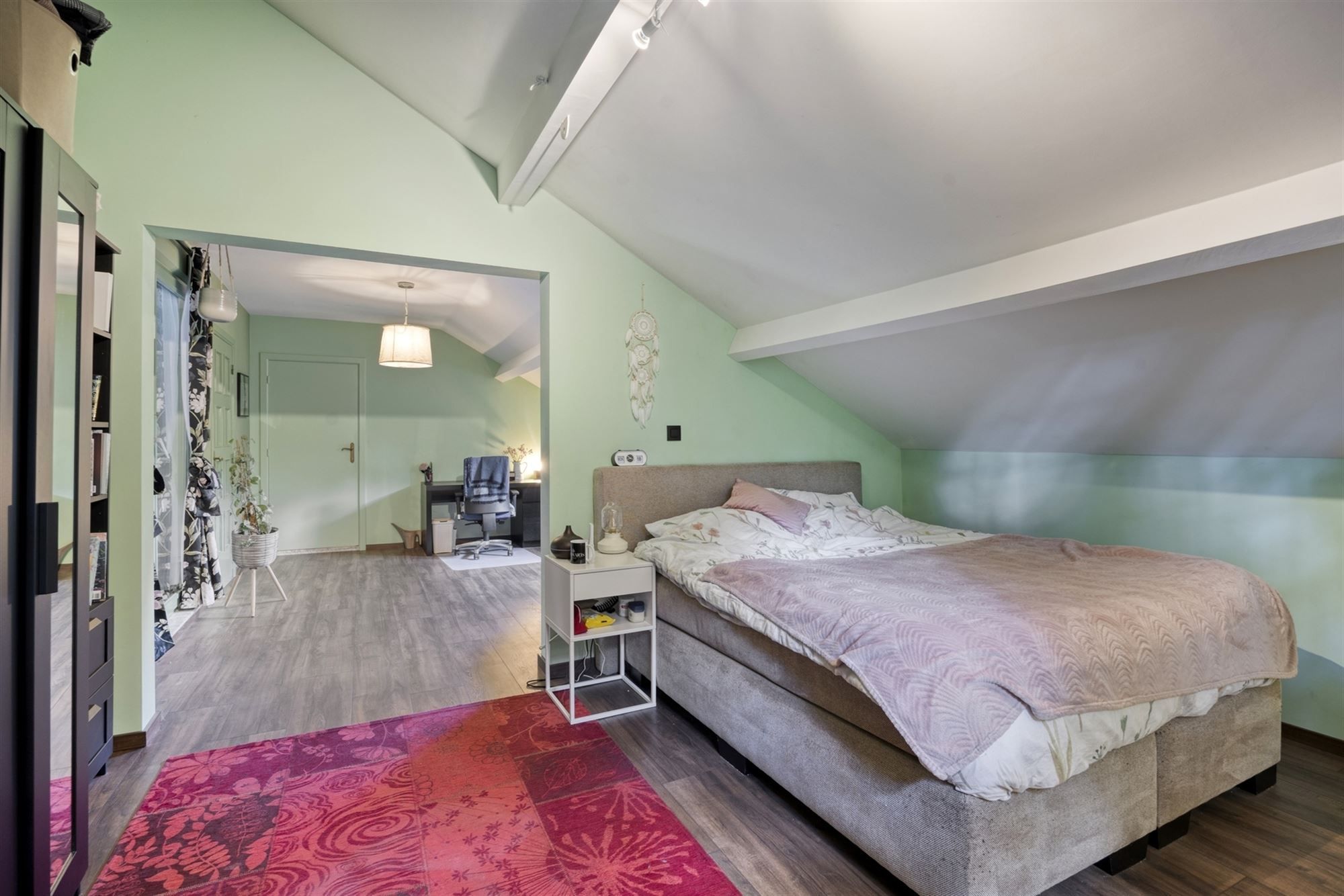 Verrassend ruime villa met klasse in een groene omgeving foto 48