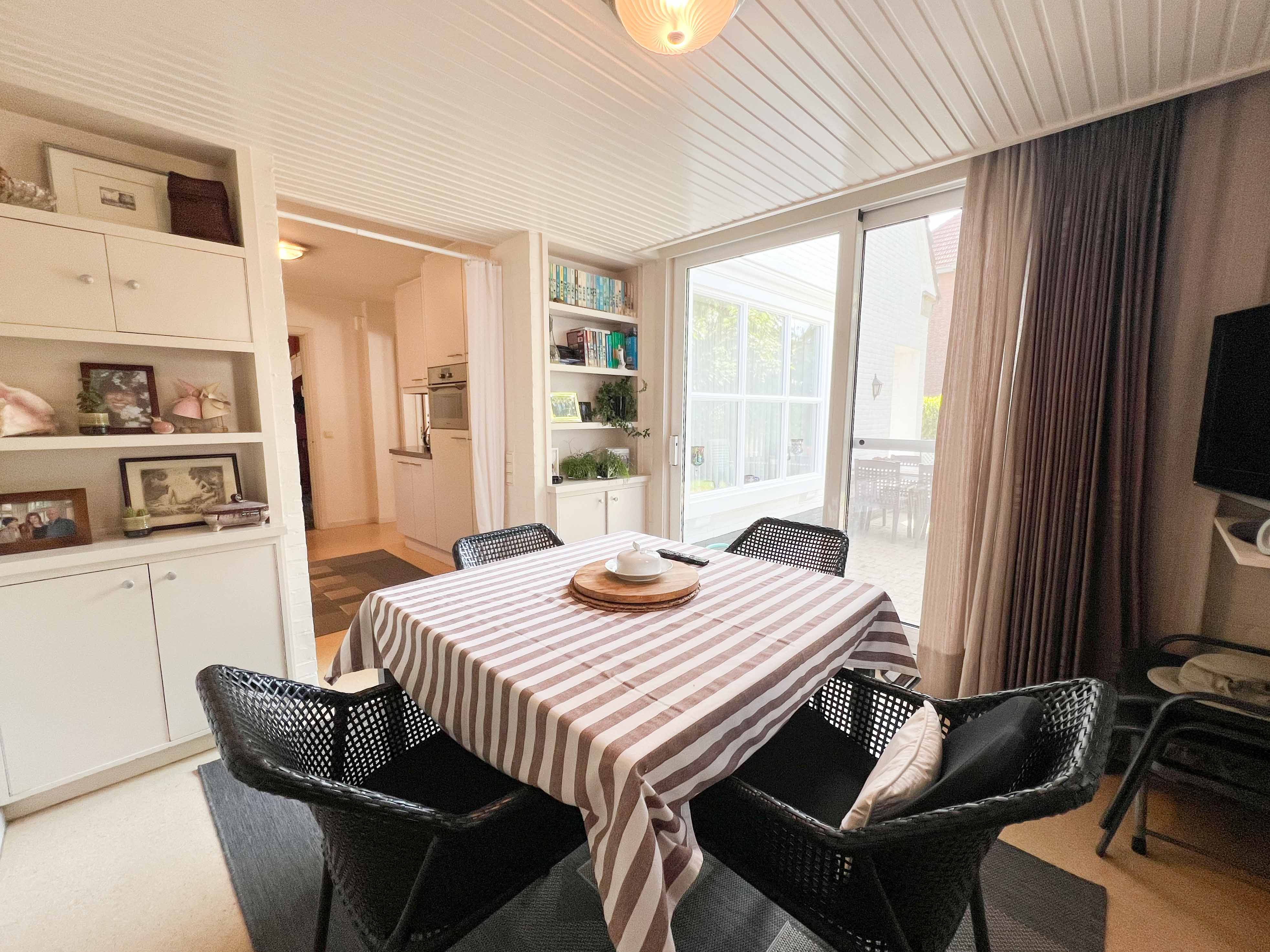 Prachtige vrijstaande woning op perfecte locatie foto 7