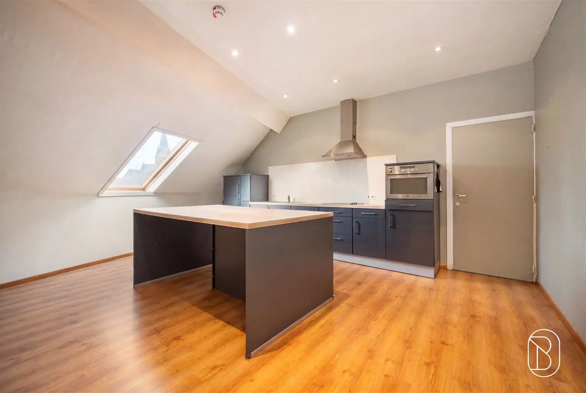 Karaktervolle herenwoning met tal van mogelijkheden! foto 20