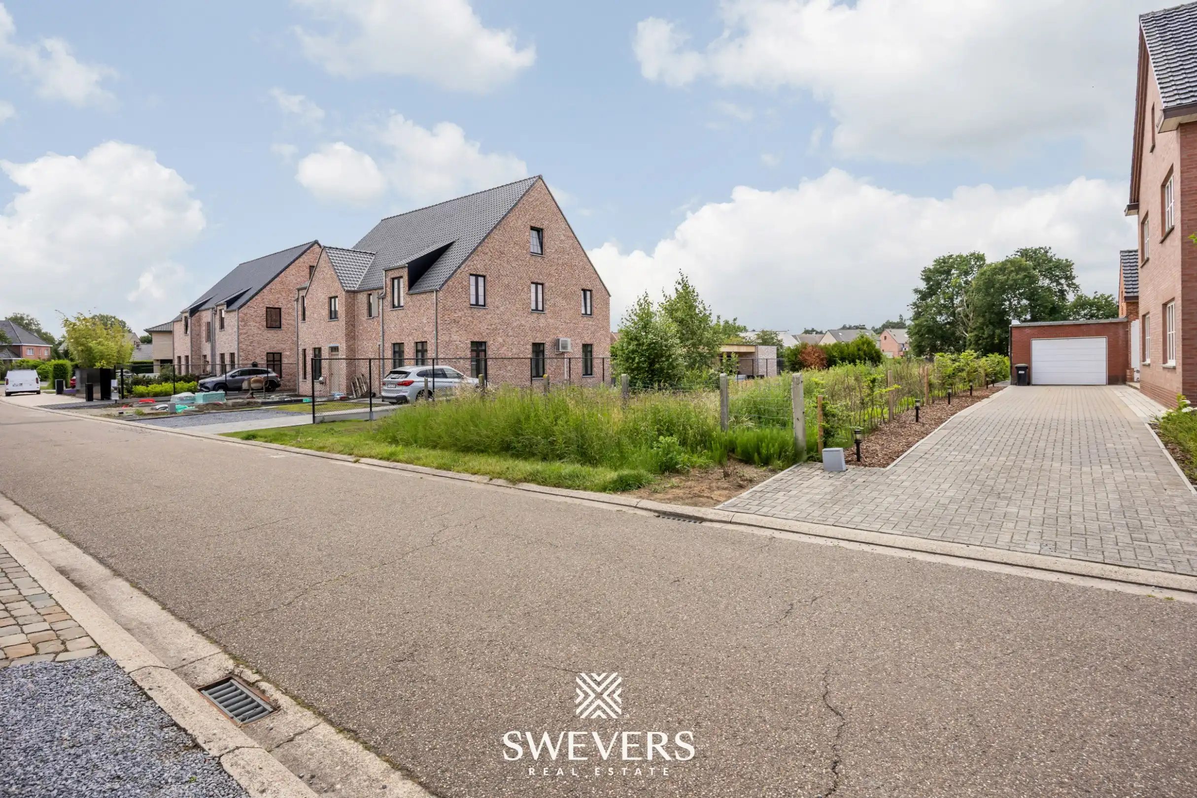 Rustig gelegen bouwgrond met zuidwestelijke oriëntatie in doodlopende straat met omliggend agrarisch gebied foto 5