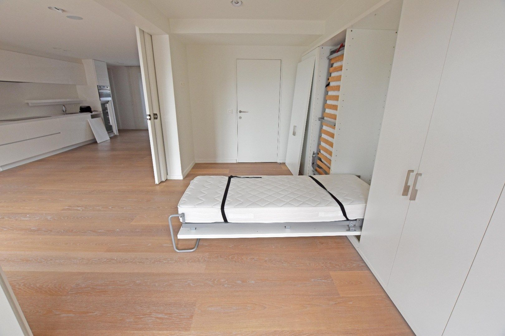 Mooi appartement met zijdelings zeezicht, centraal gelegen op het Lichttorenplein foto 6